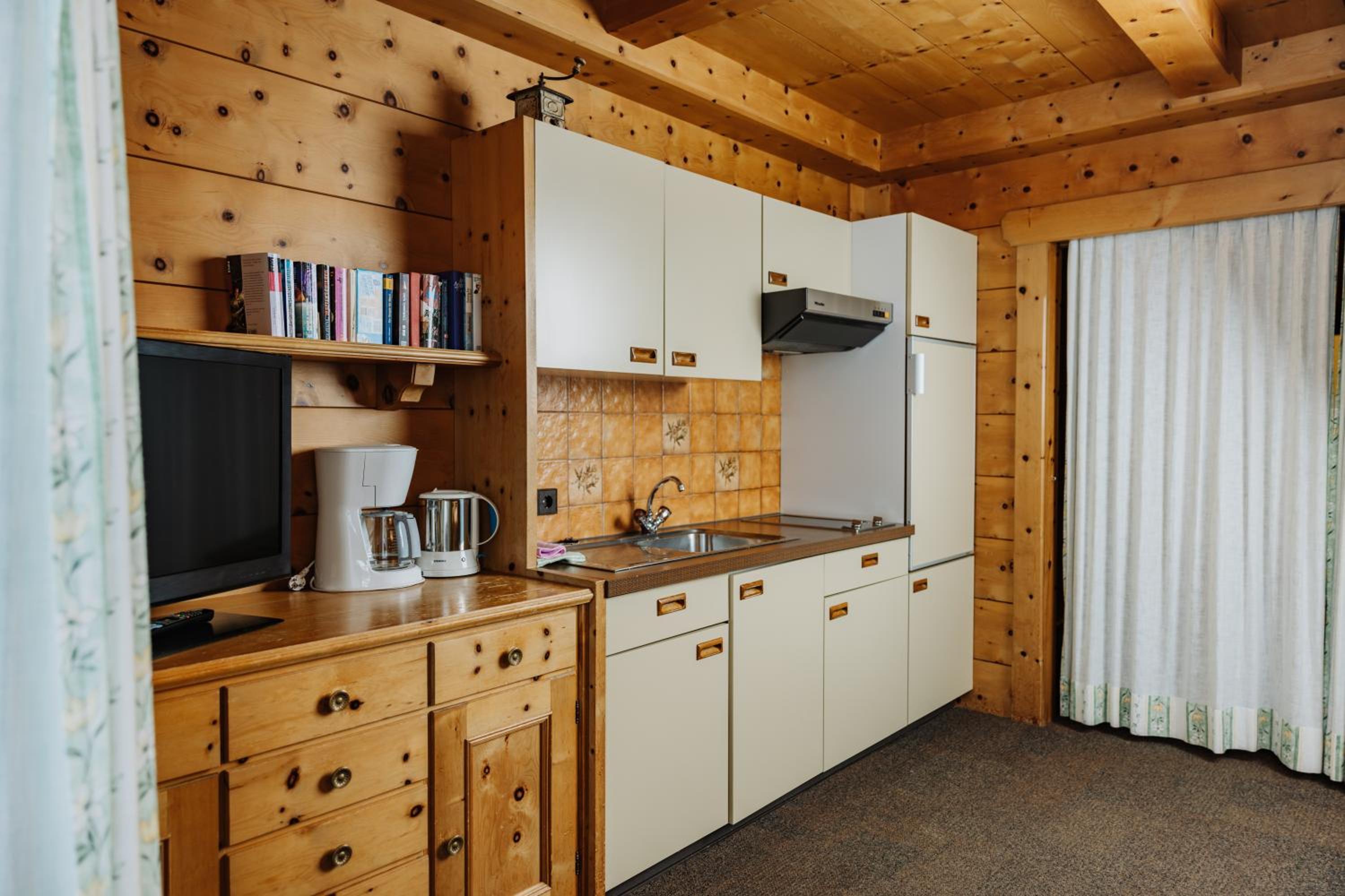 Apartment with Mountain View photo 3