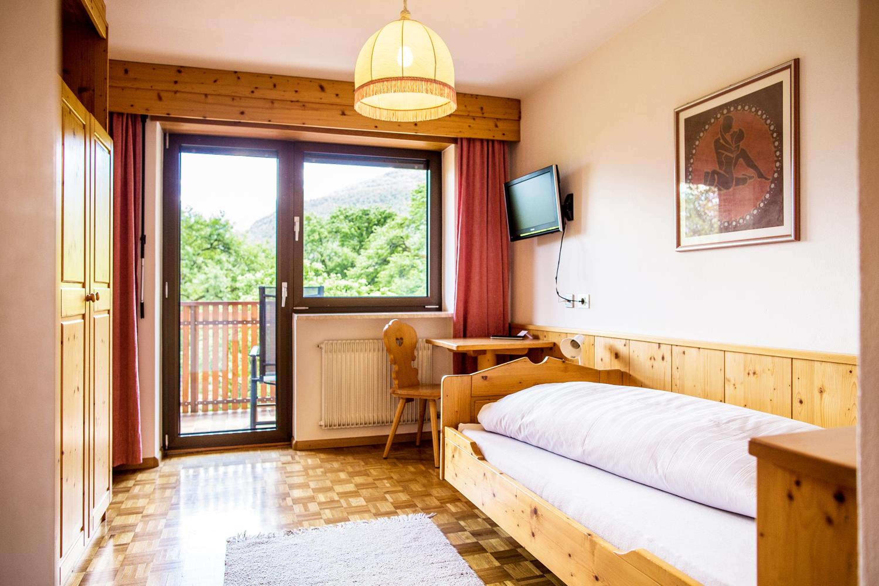 Single Room with Mountain View photo 3