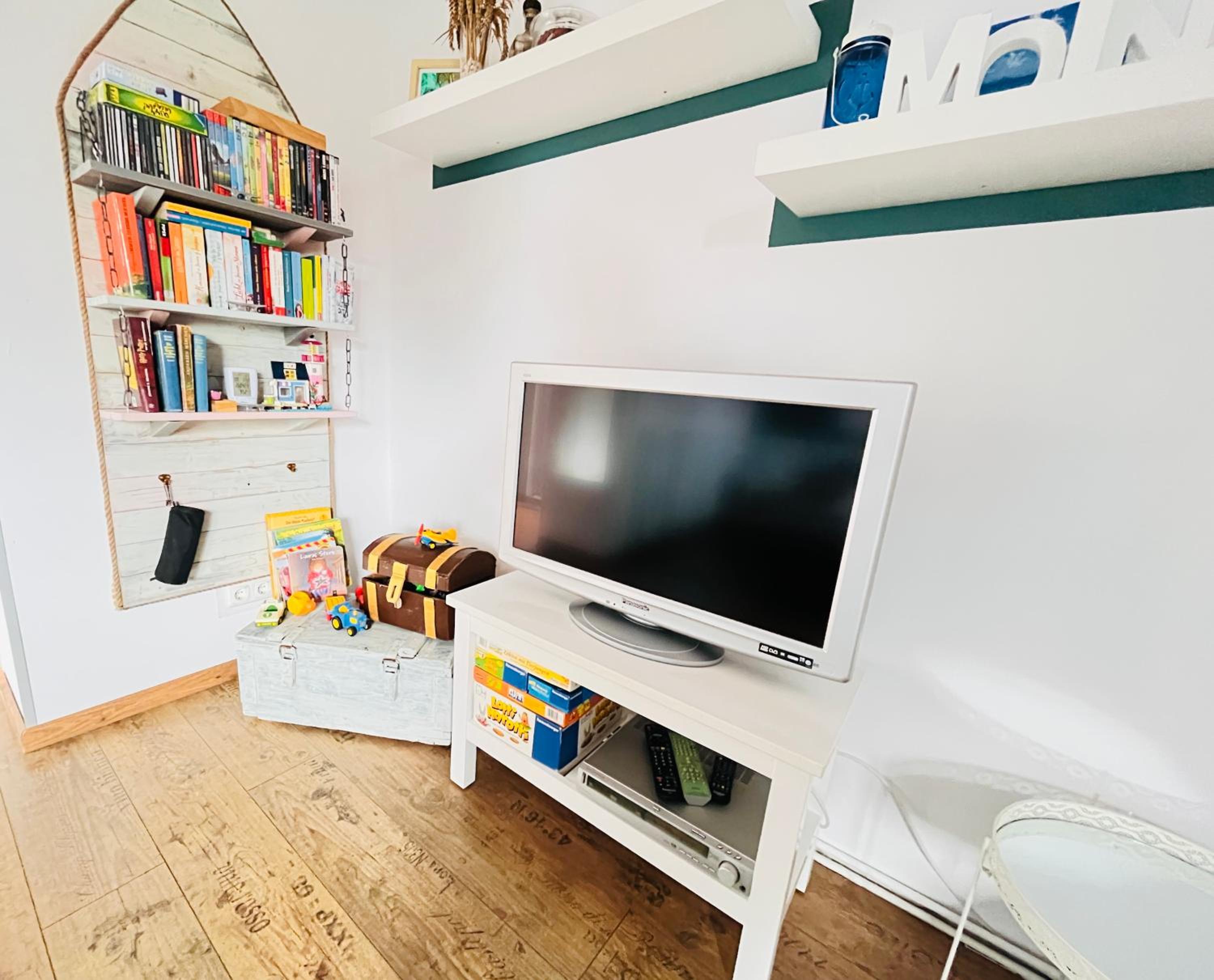 Studio Apartment photo 1