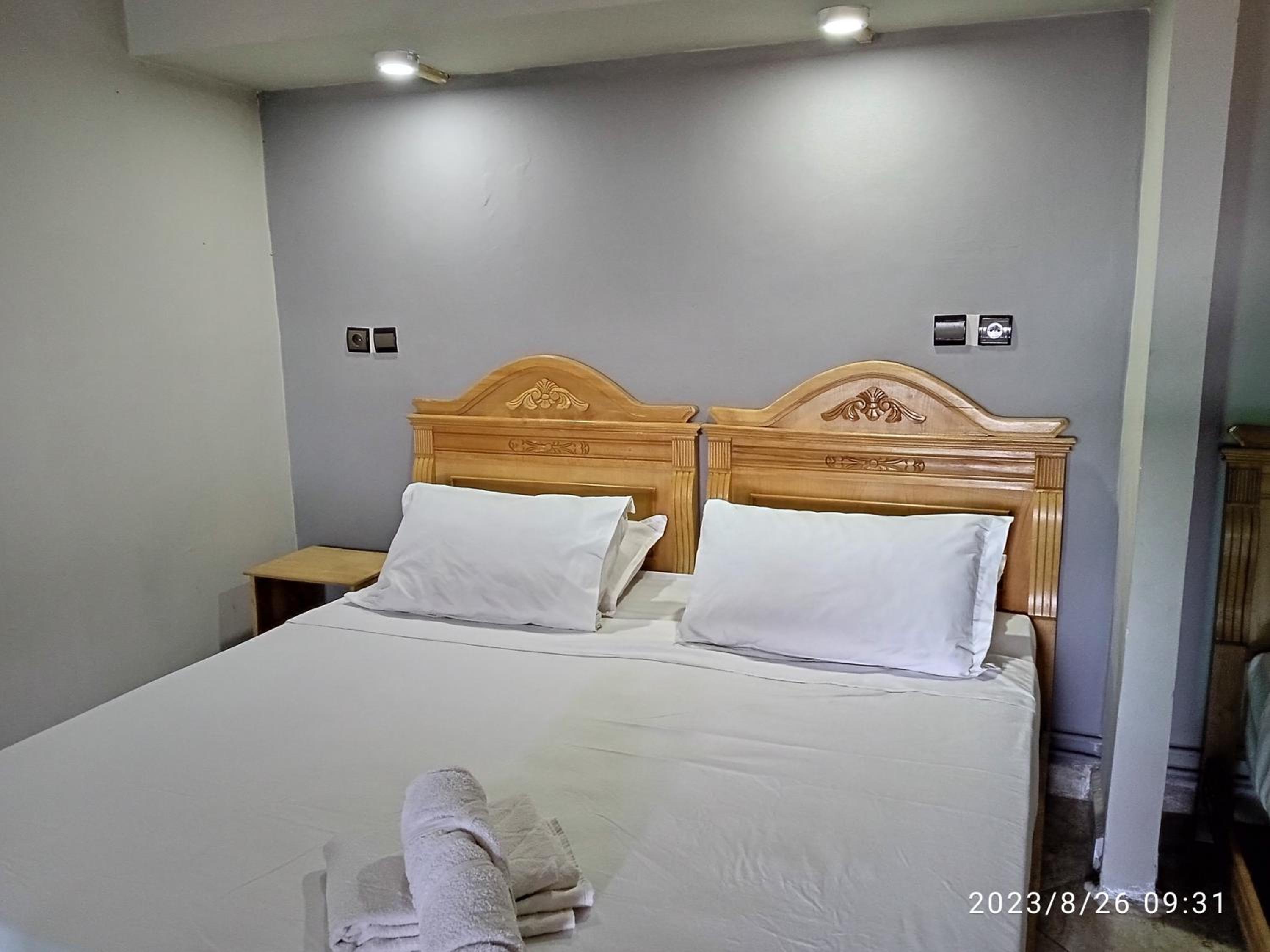Family Suite with Balcony - Photo 4