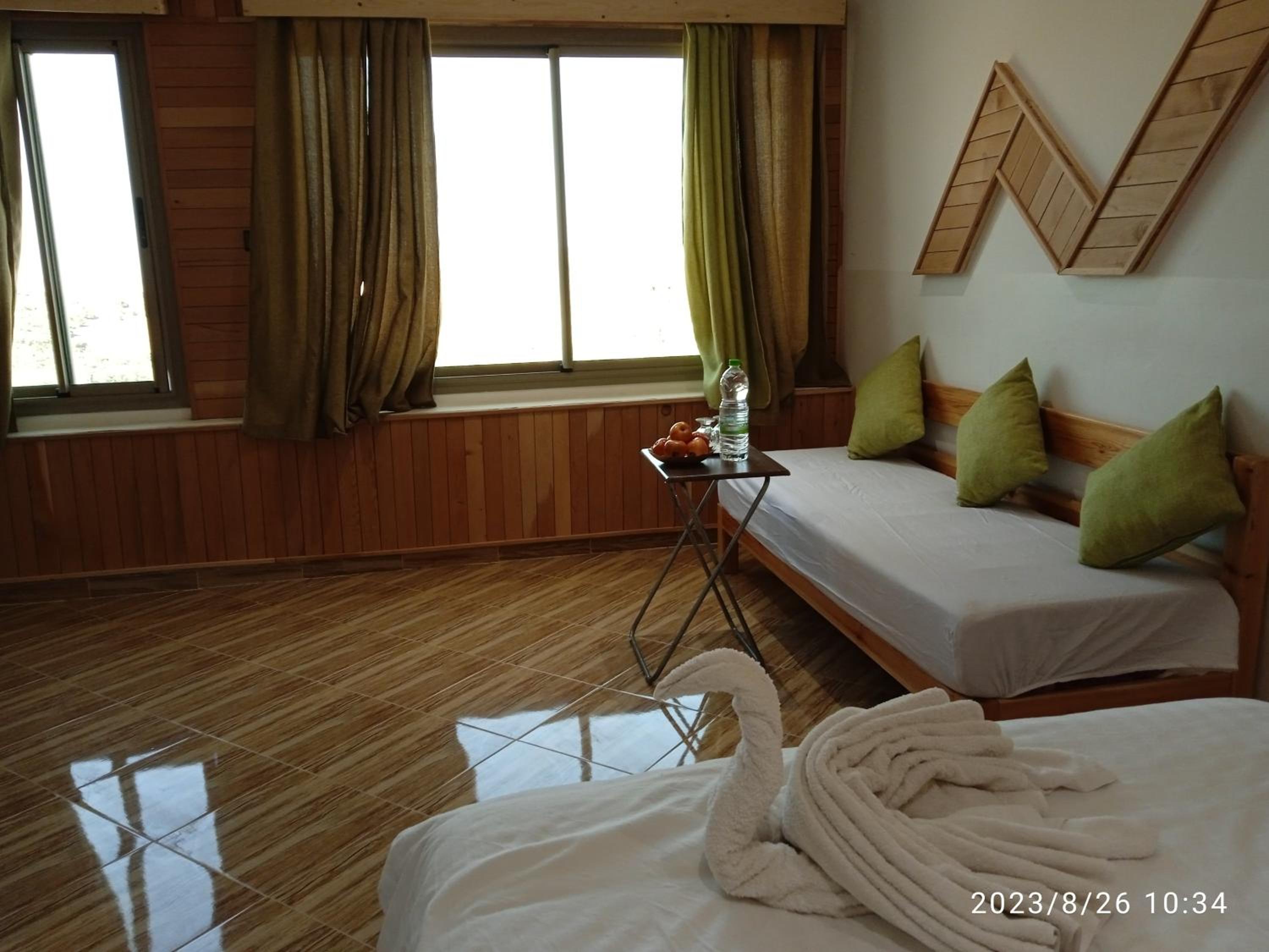 Suite with Garden View - Photo 11