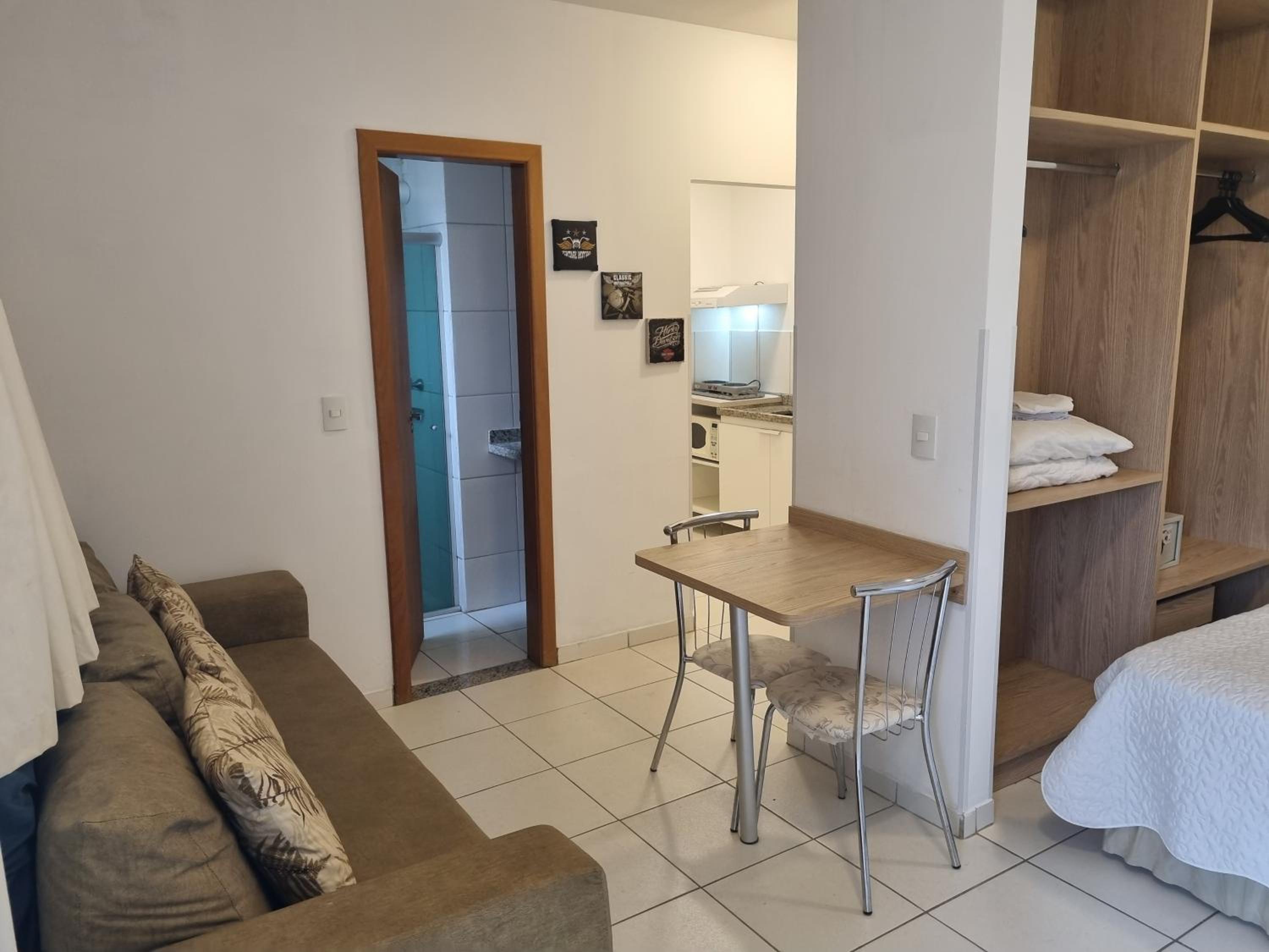 Apartment with Balcony photo 2