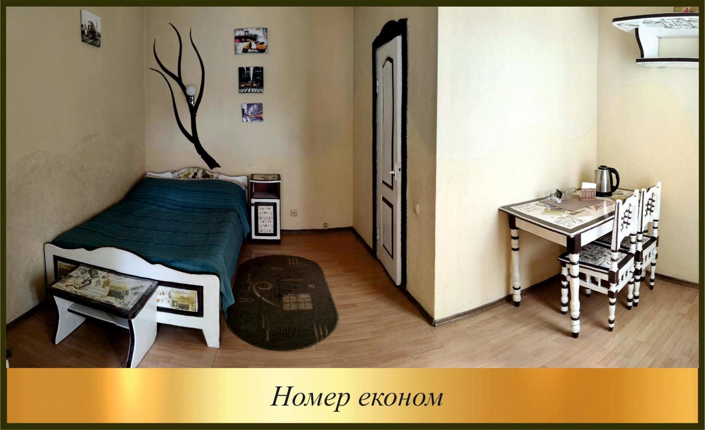 Economy Double Room photo 2