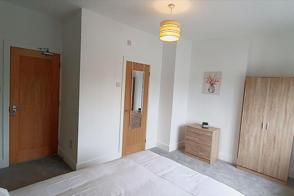 Apartment photo 2