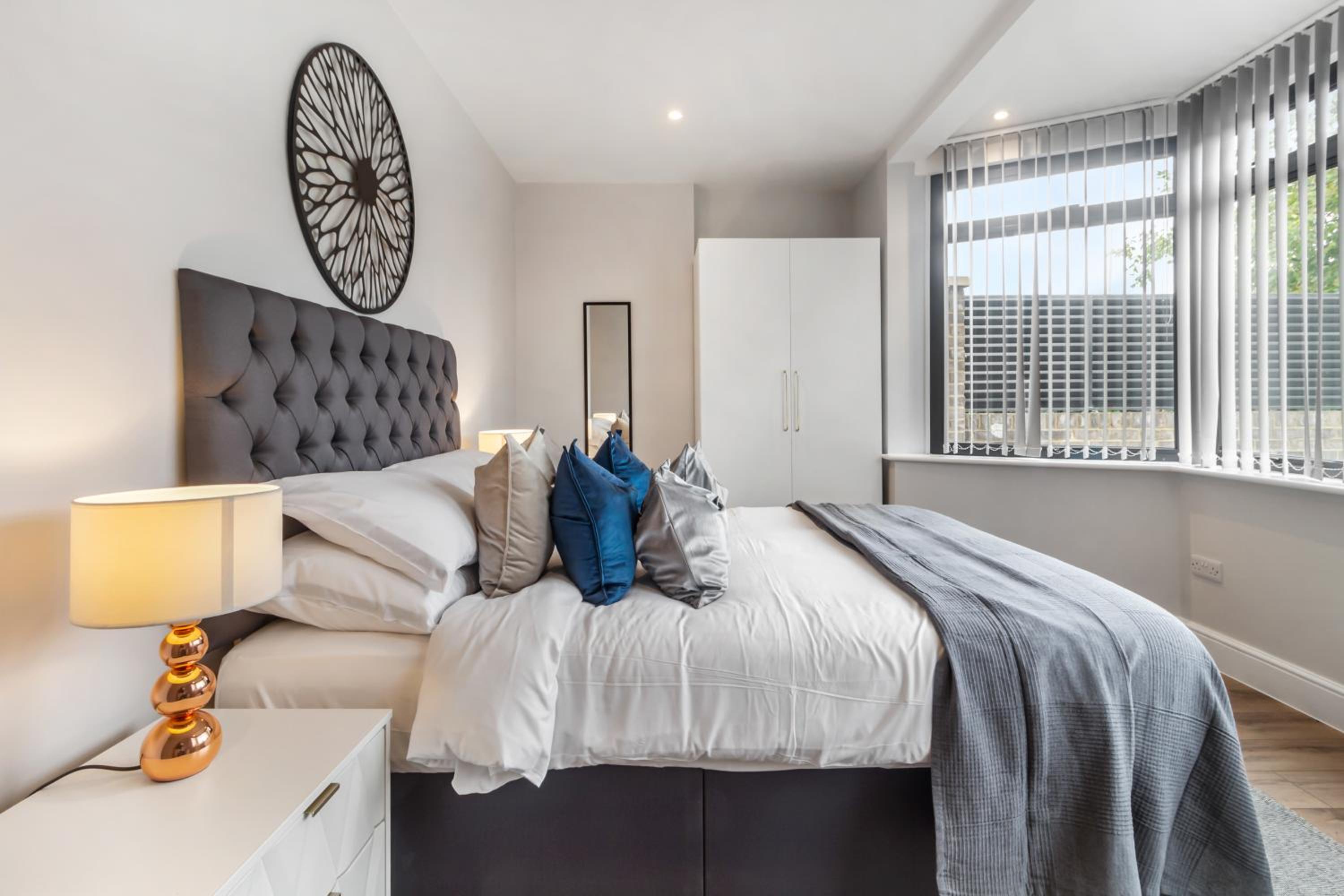Deluxe King Room