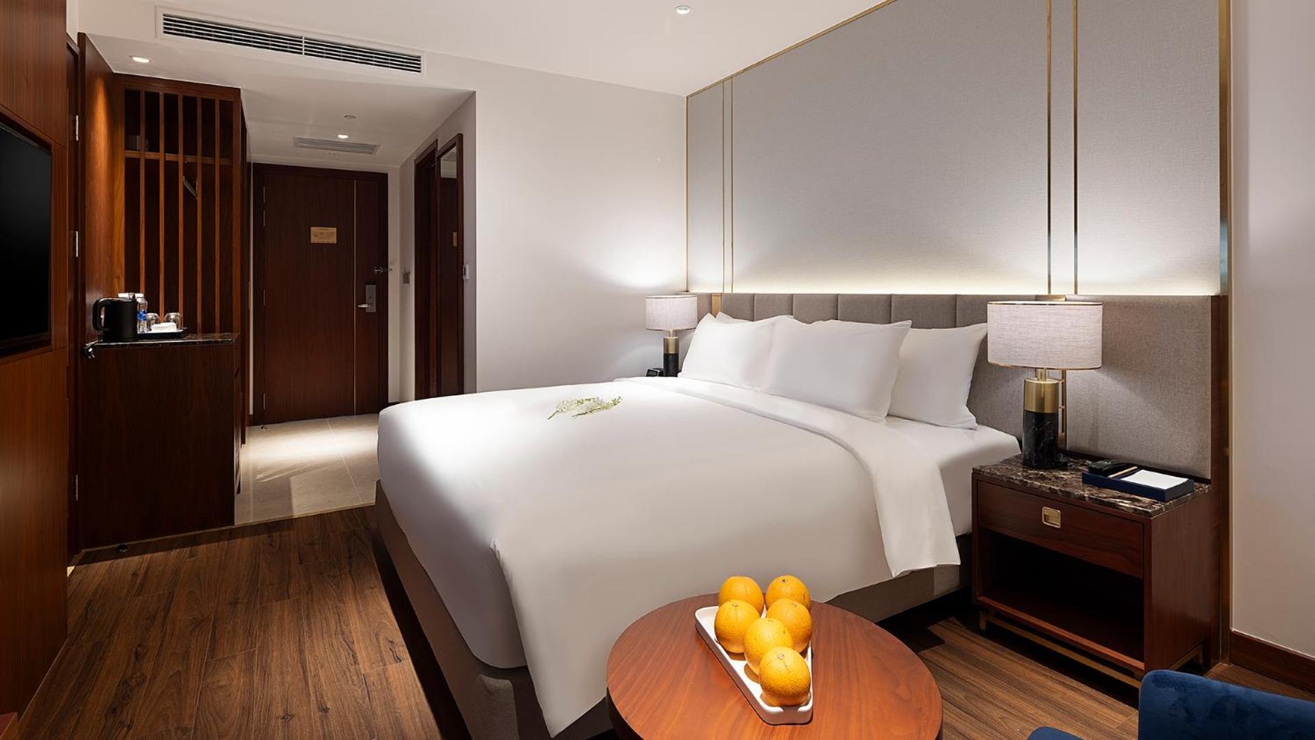 Superior King Room - Photo 1