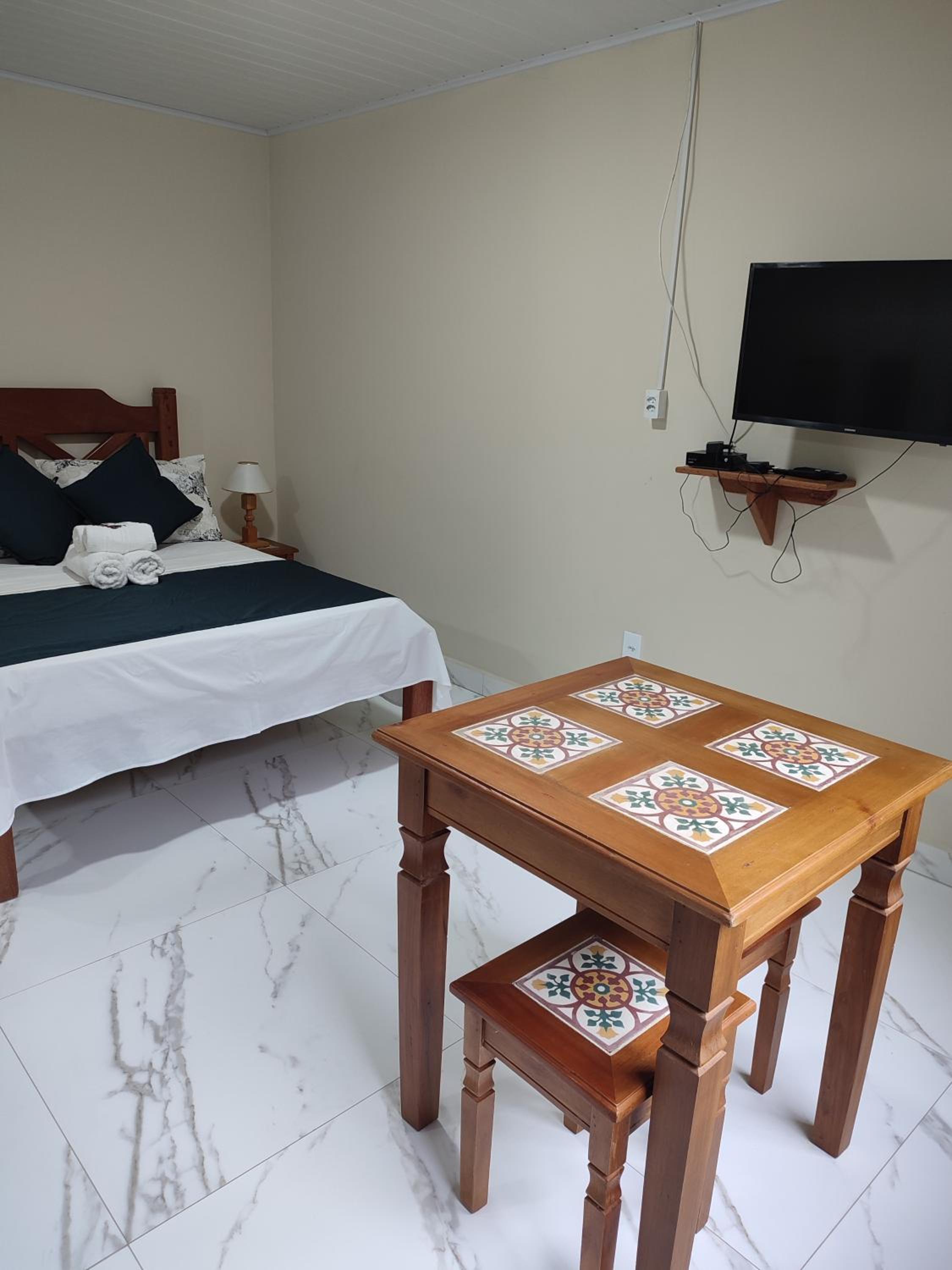 Double Room with Spa Bath - Photo 4