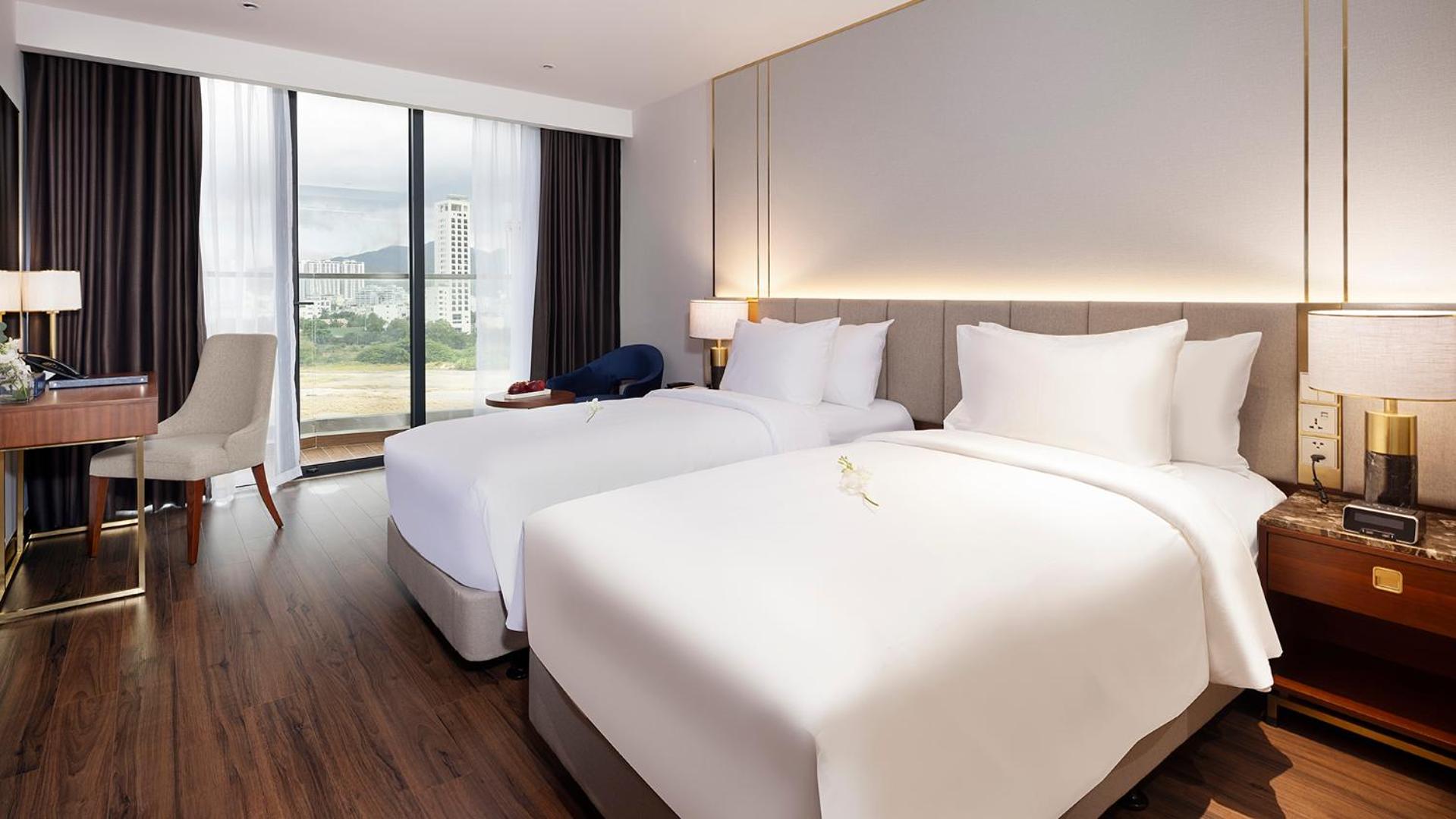 Deluxe Twin Room - Photo 1