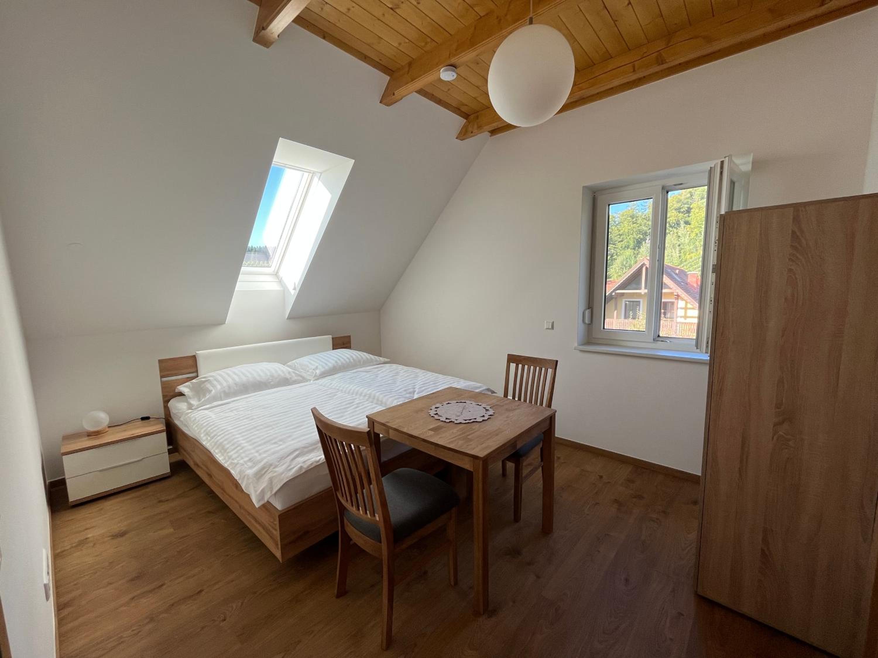 Double Room with Private Bathroom photo 1