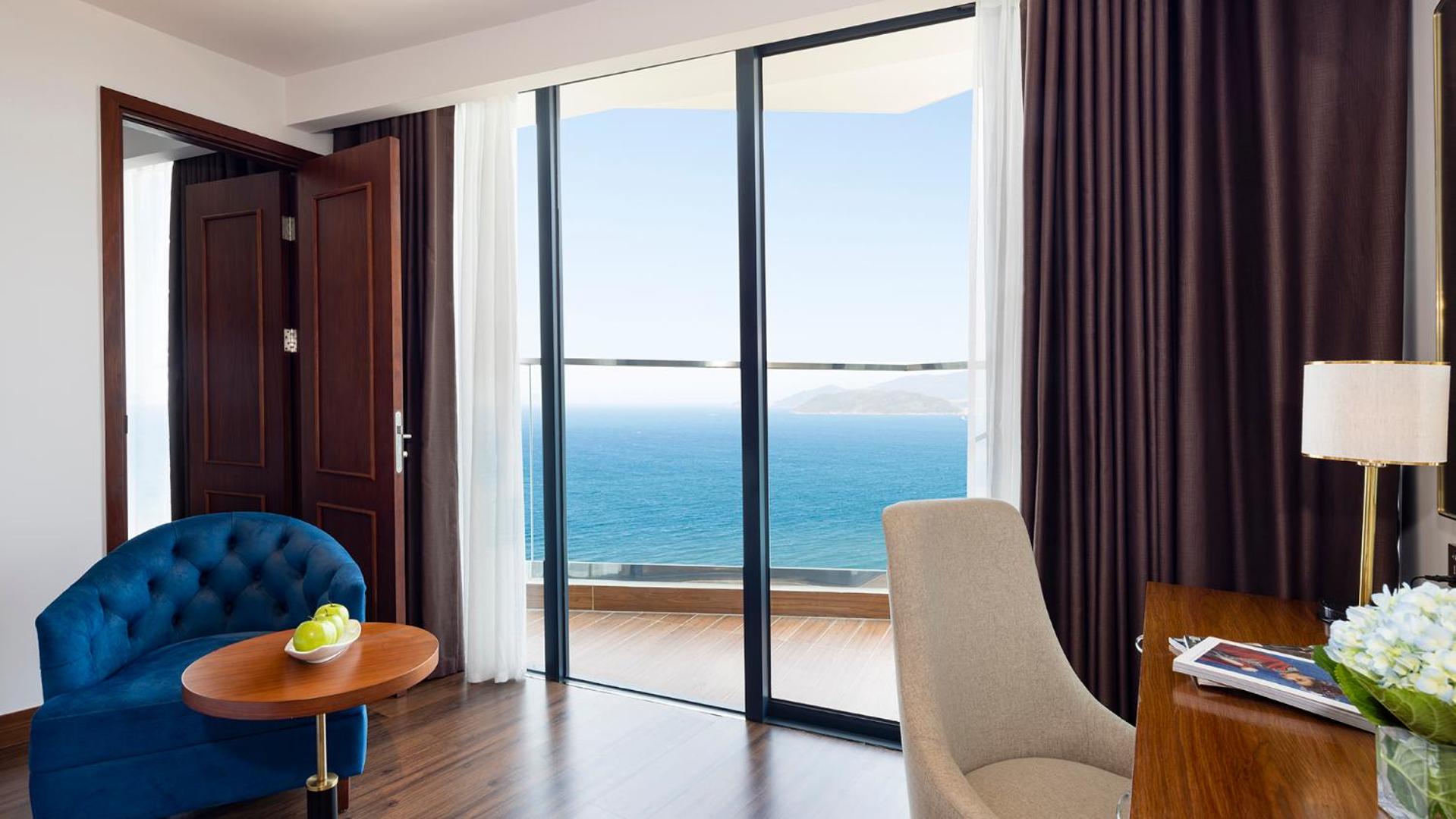 Premier Twin Room - Photo 3