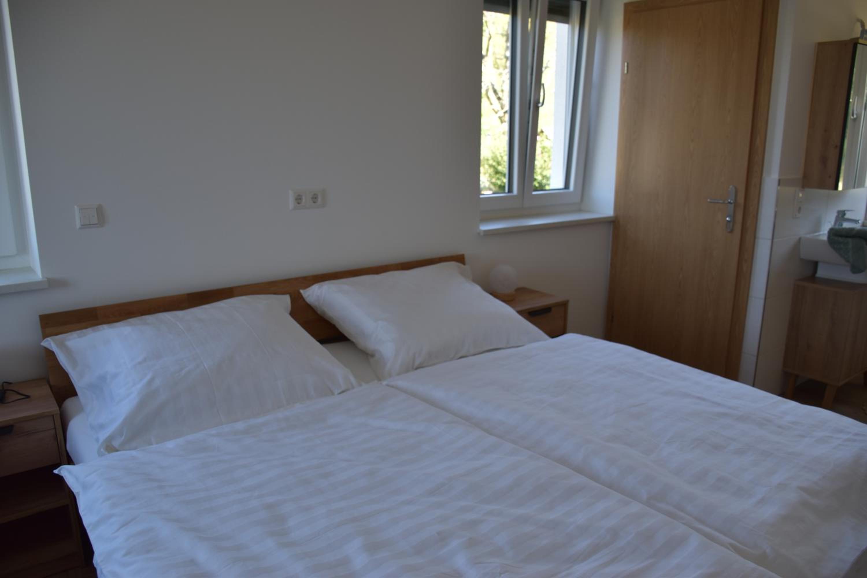 Double Room with Private Bathroom photo 1