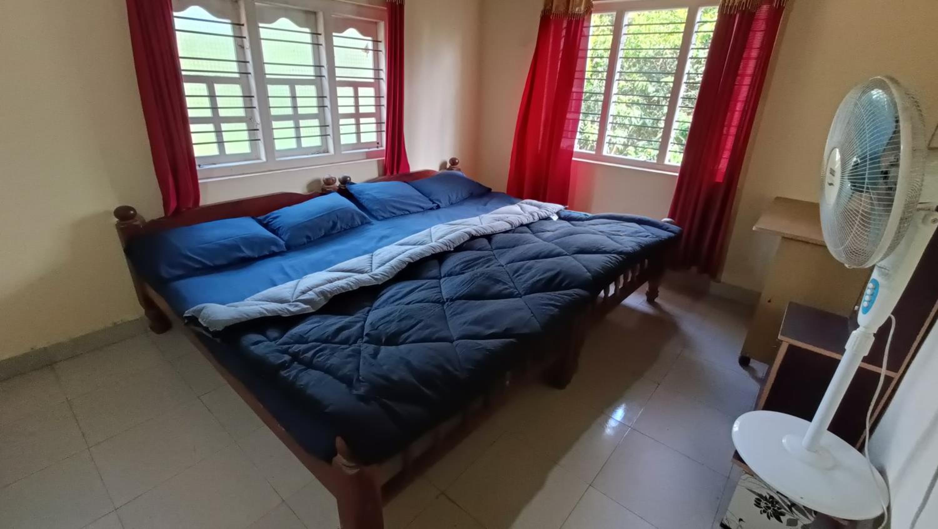 Four-Bedroom House photo 1