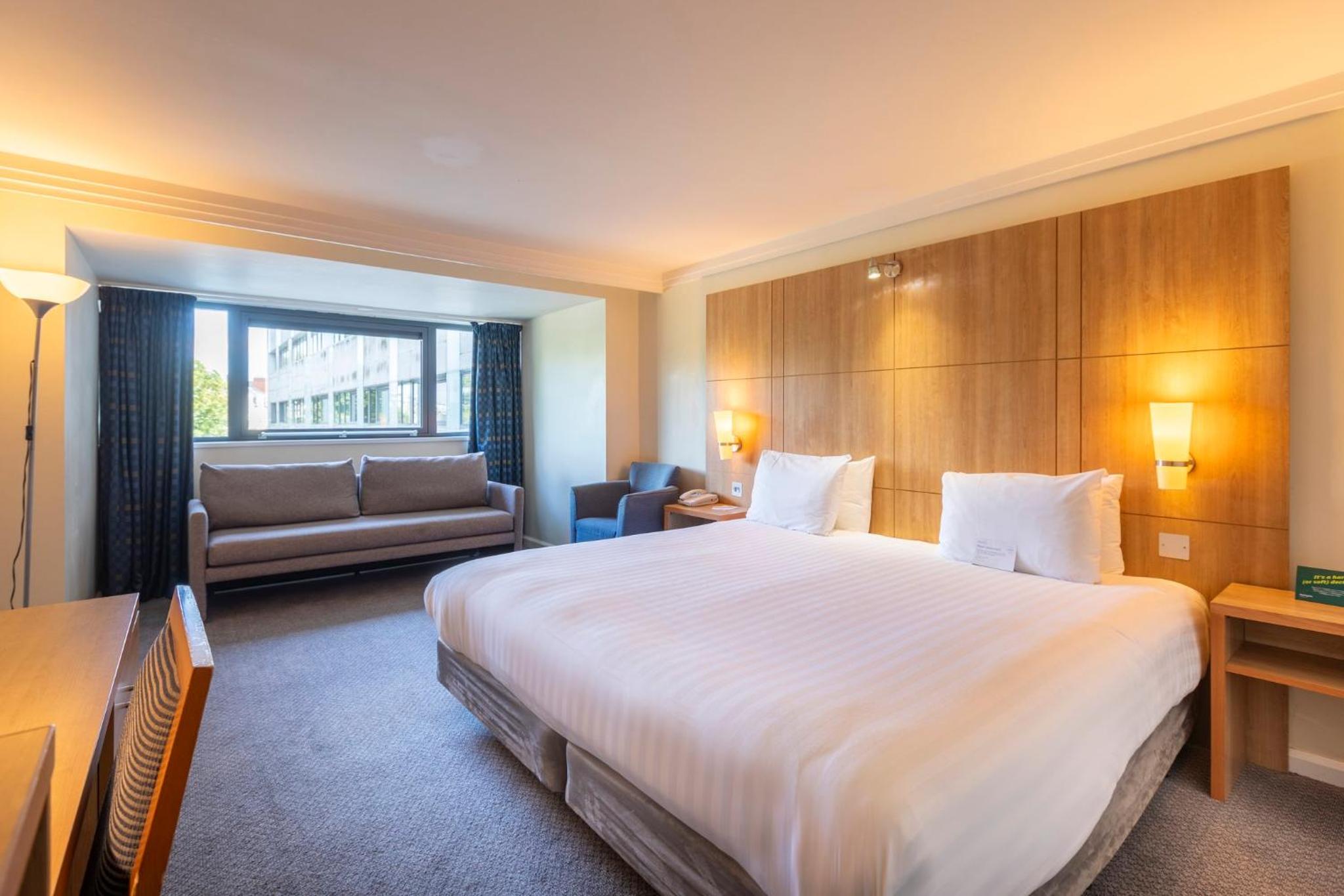 Standard Double Room with Sofa Bed - Photo 3