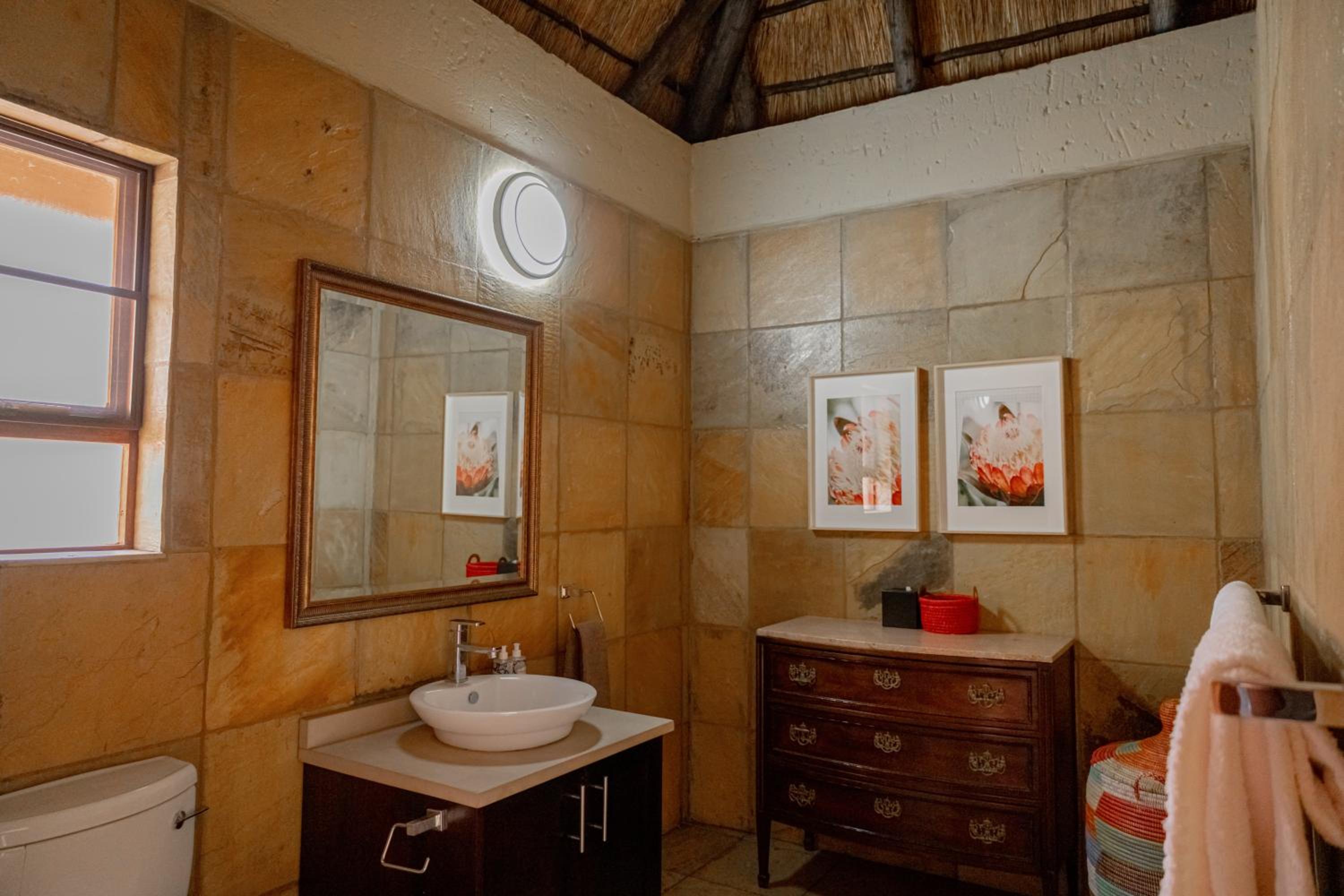 Three-Bedroom Villa photo 3