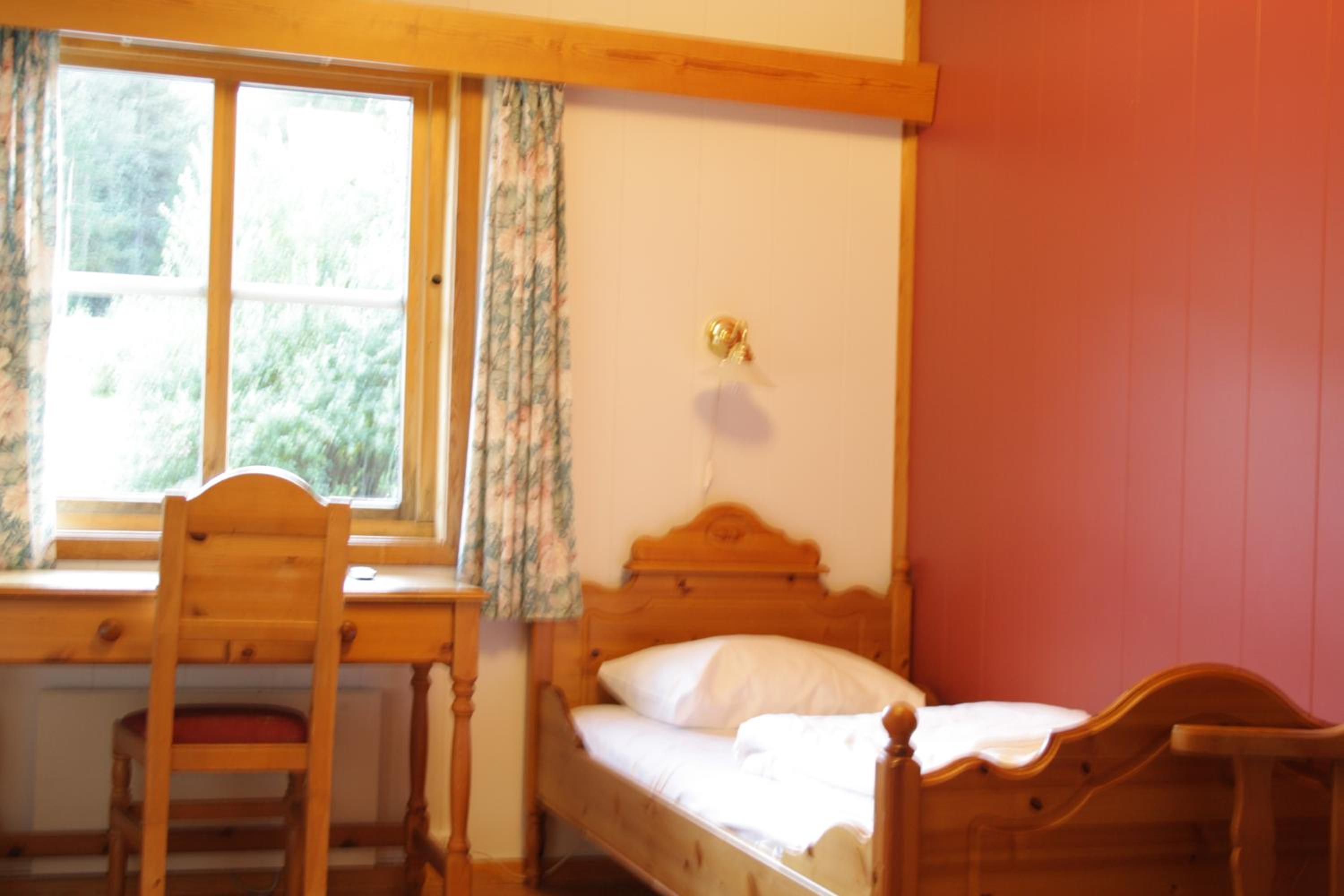 Standard Double Room - Photo 4