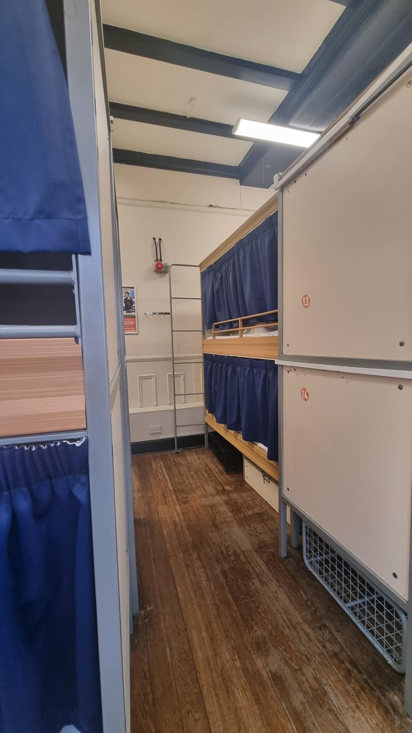 Bed in 18-Bed Mixed Dormitory Room with External Shared Bathroom photo 3