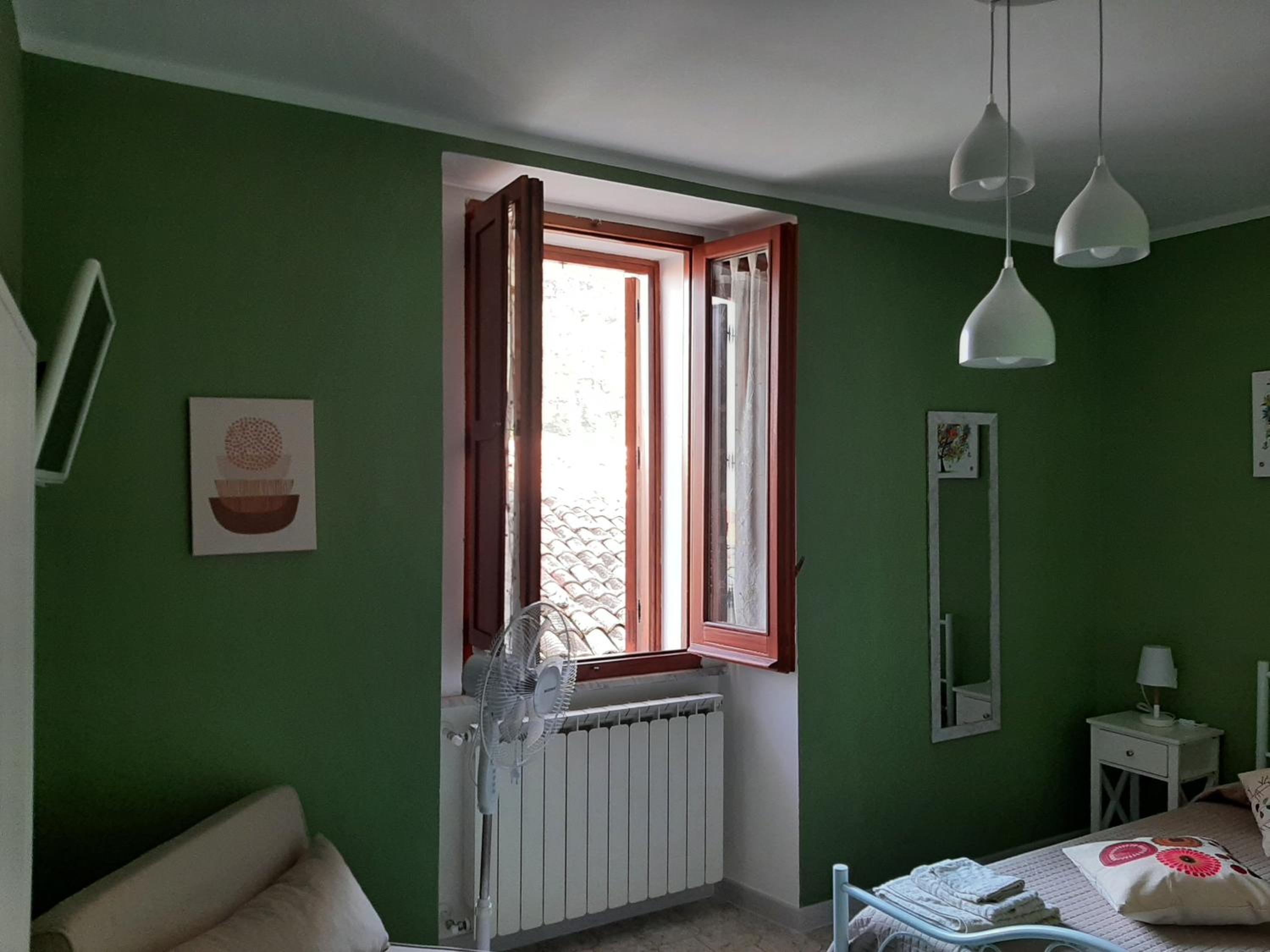 Large Double Room photo 1