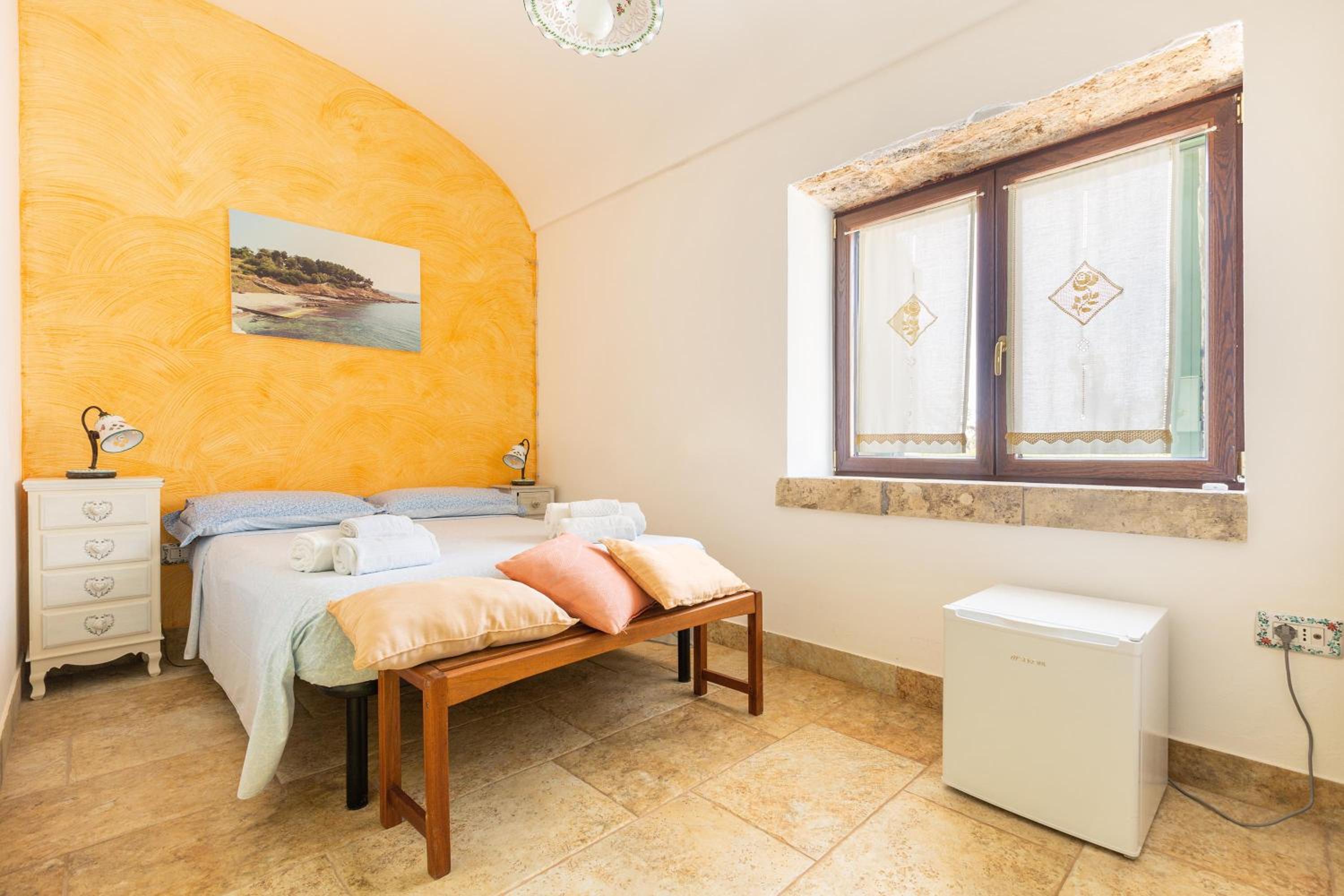 Small Double Room photo 1