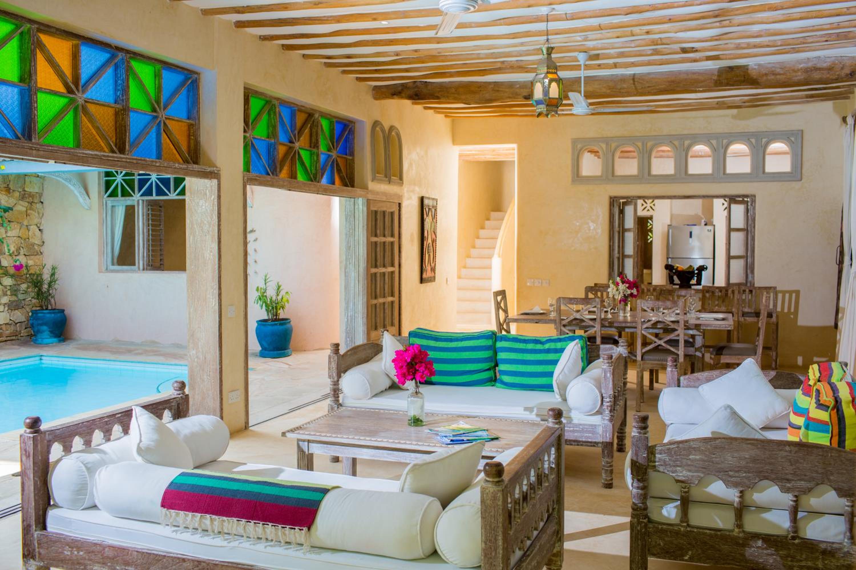 Villa photo 1
