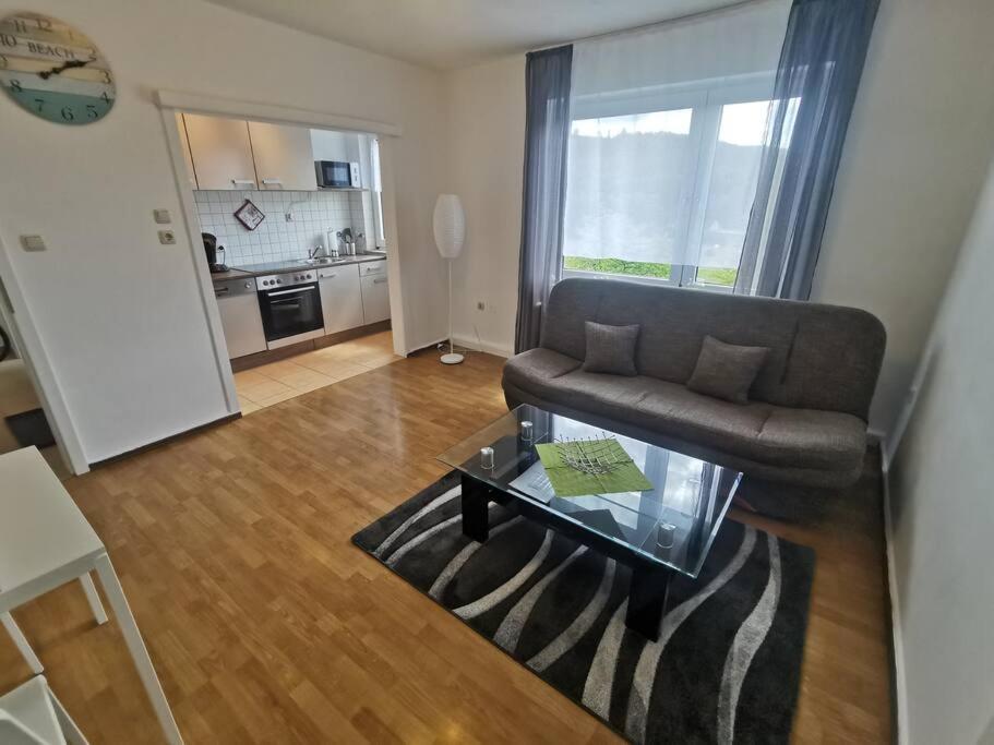 One-Bedroom Apartment photo 3