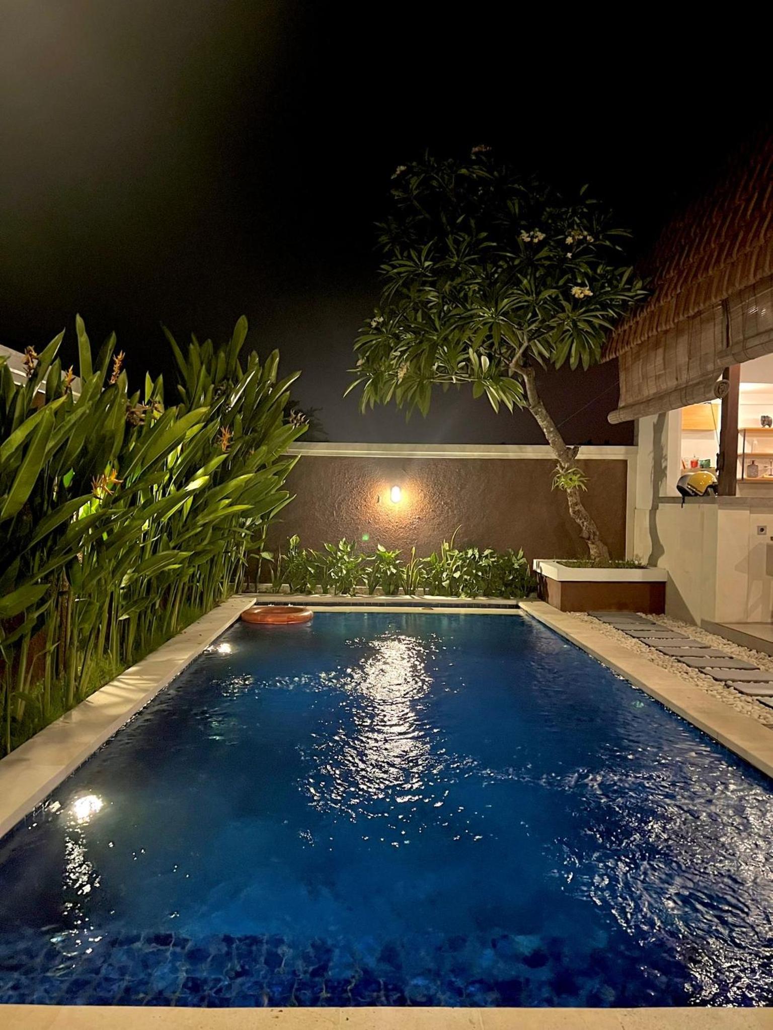 Two-Bedroom Villa - Photo 4