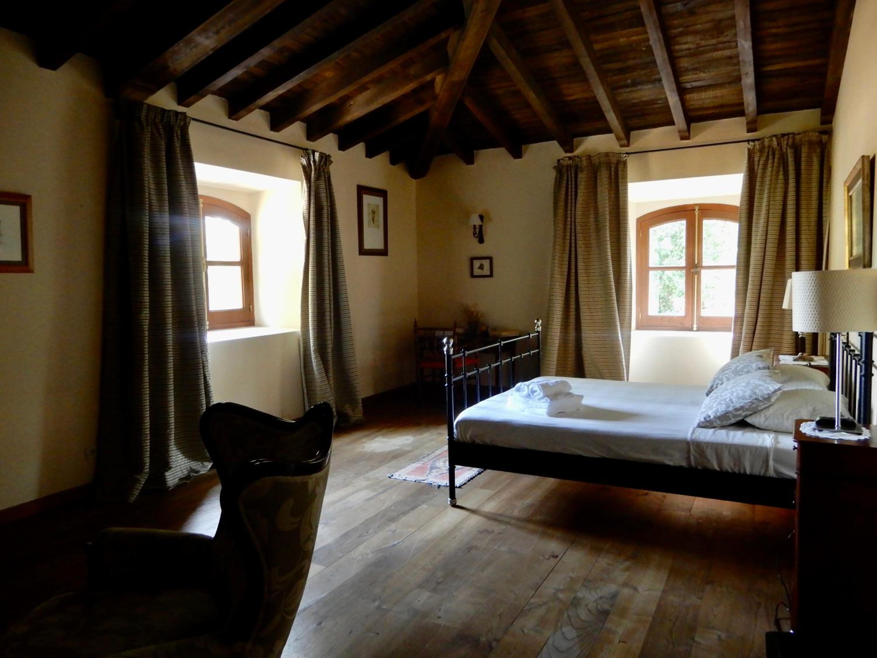 Double Room - Photo 2