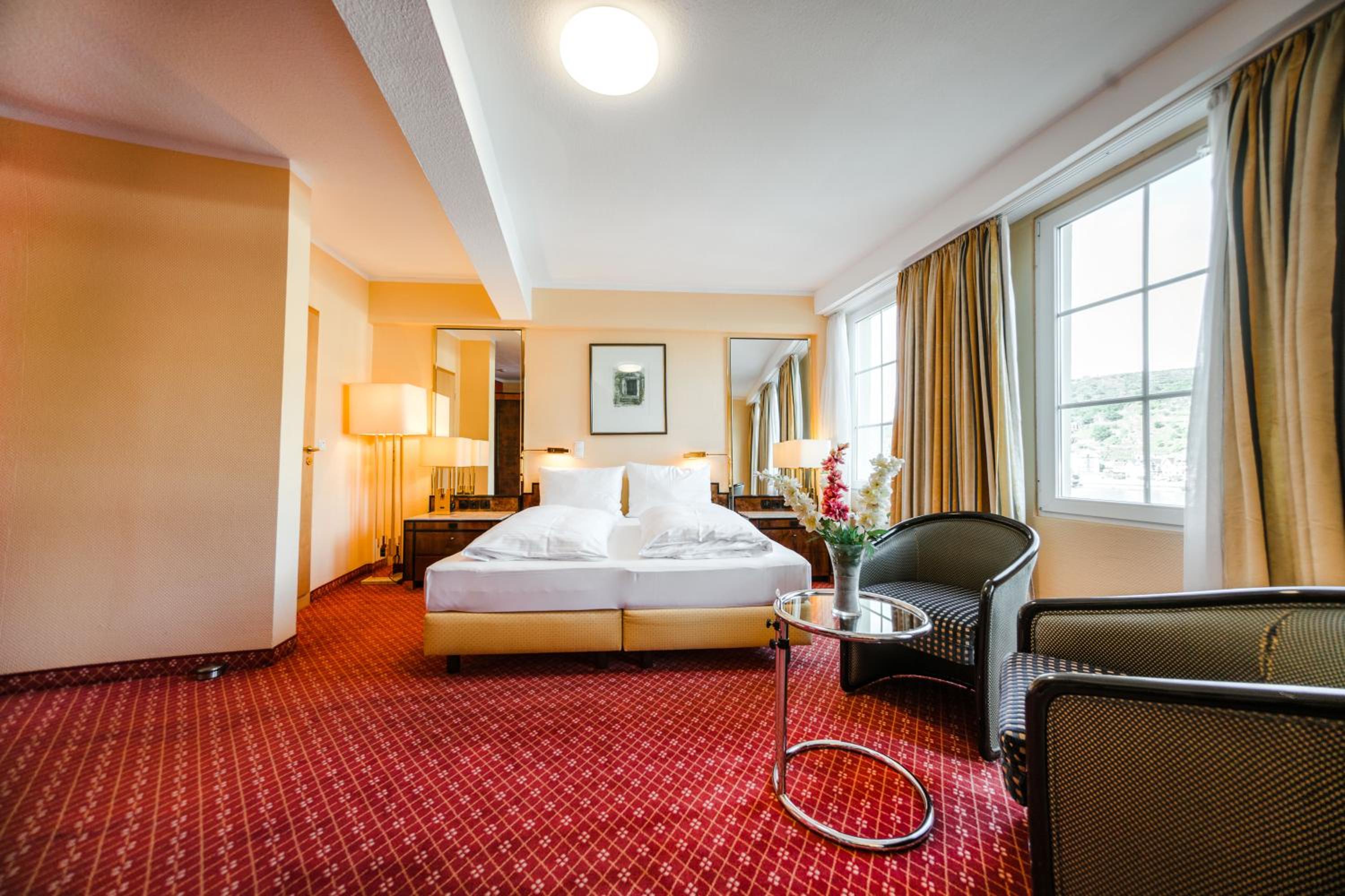 Double Room with Rhine view and balcony - Photo 11