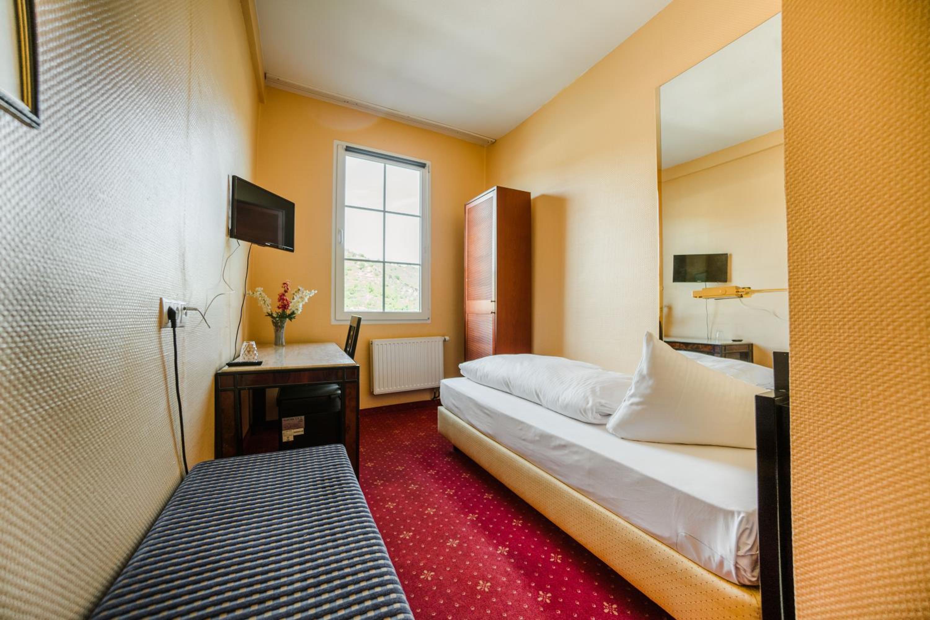 Single Room with Rhine View photo 1
