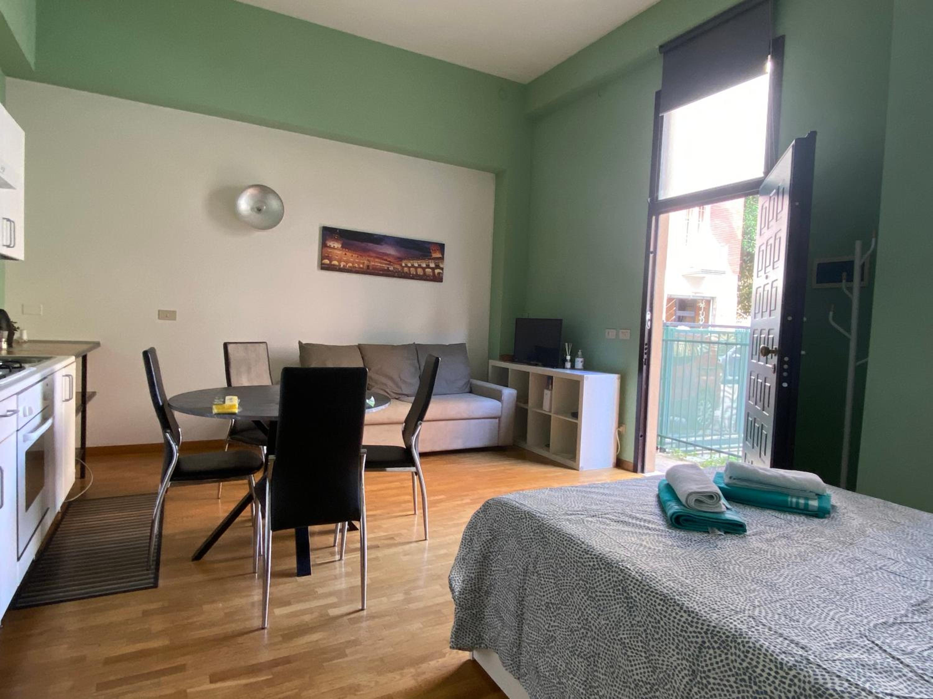 One-Bedroom Apartment