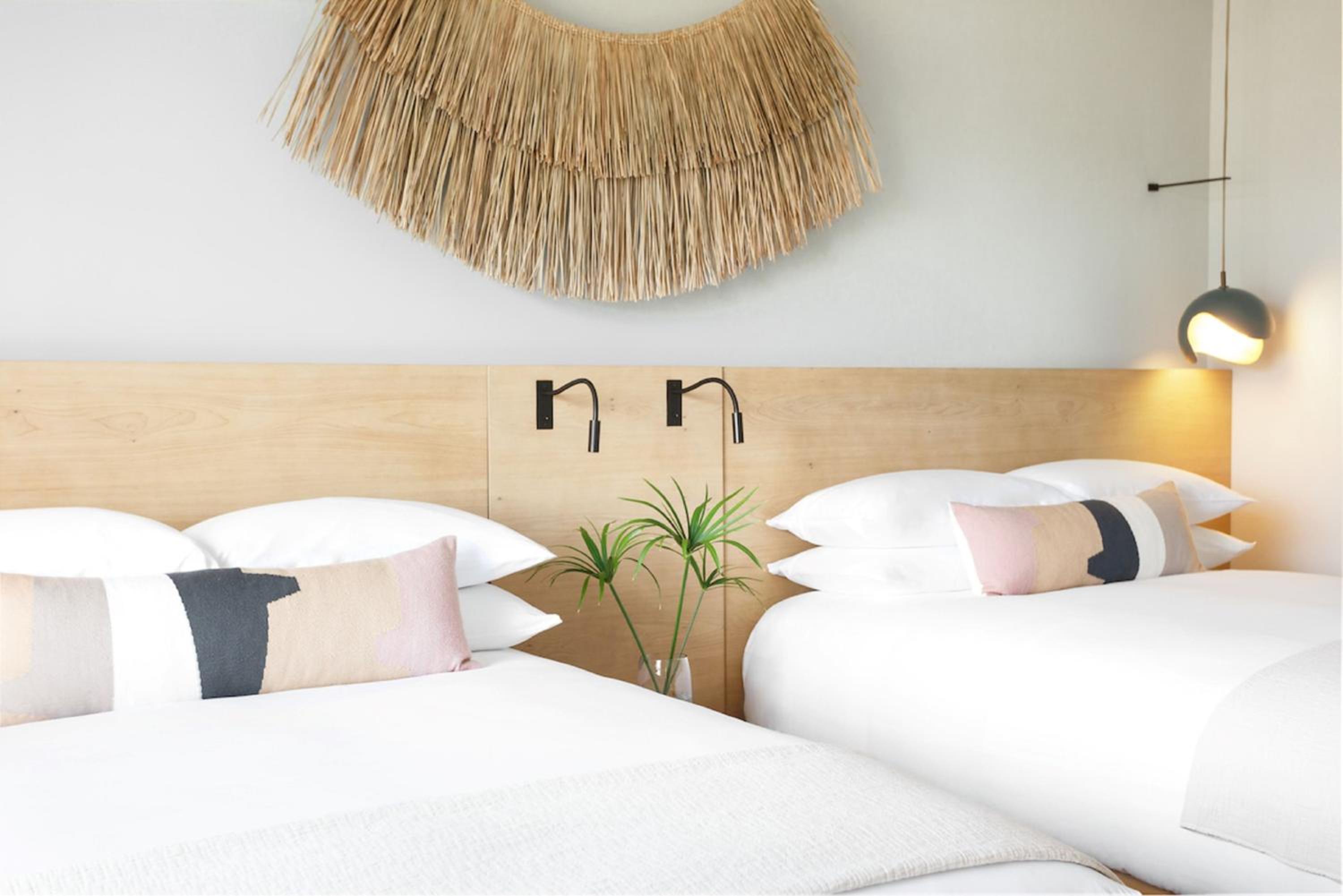 Premium Queen Room with Two Queen Beds and Ocean View - Photo 2