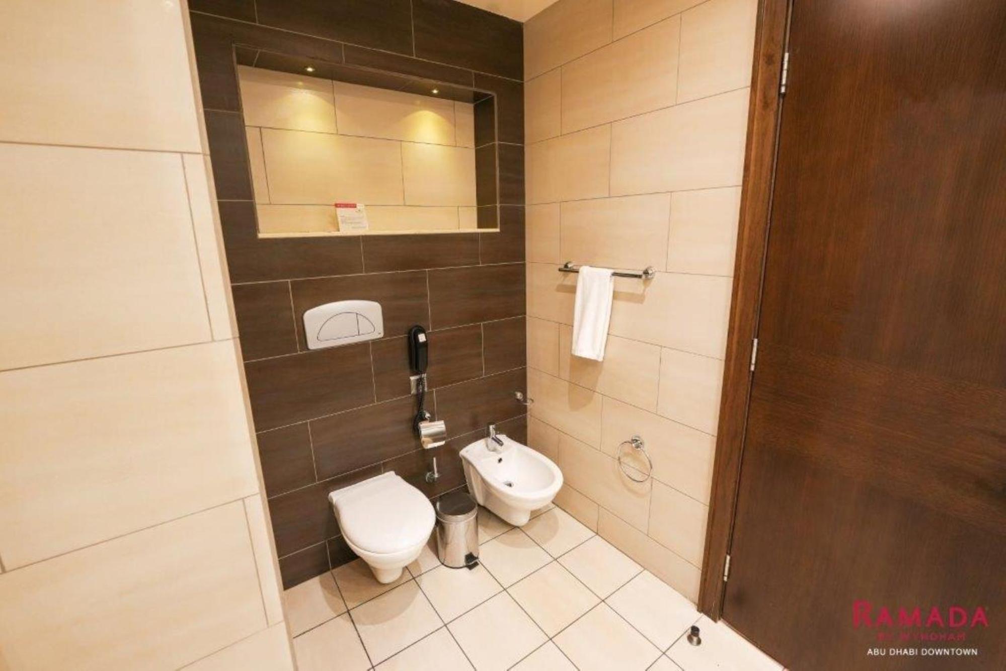 Deluxe Twin Room - Non-Smoking