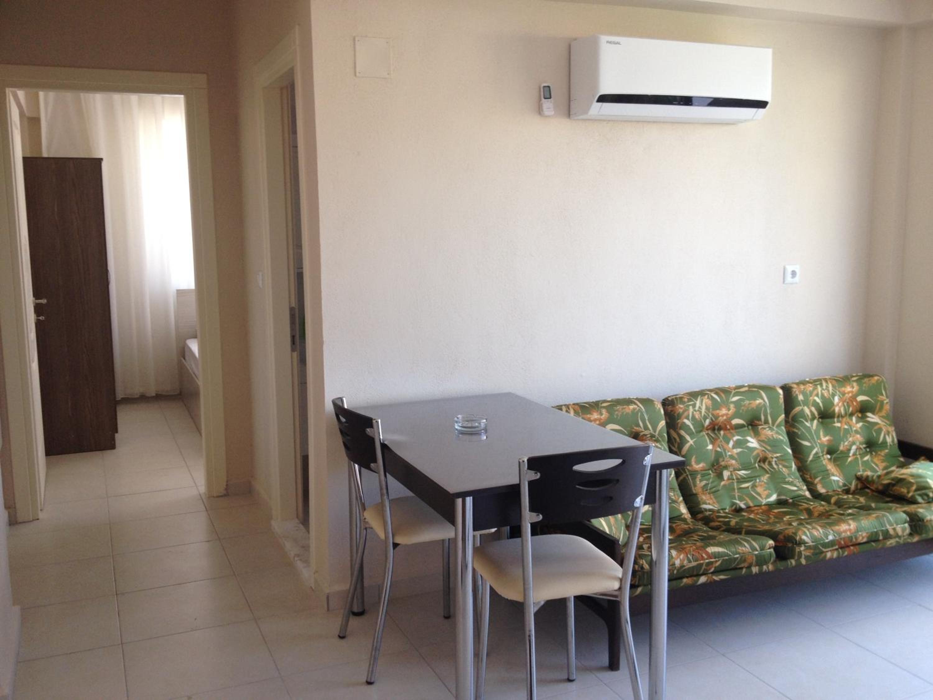 Apartment - Ground Floor photo 2