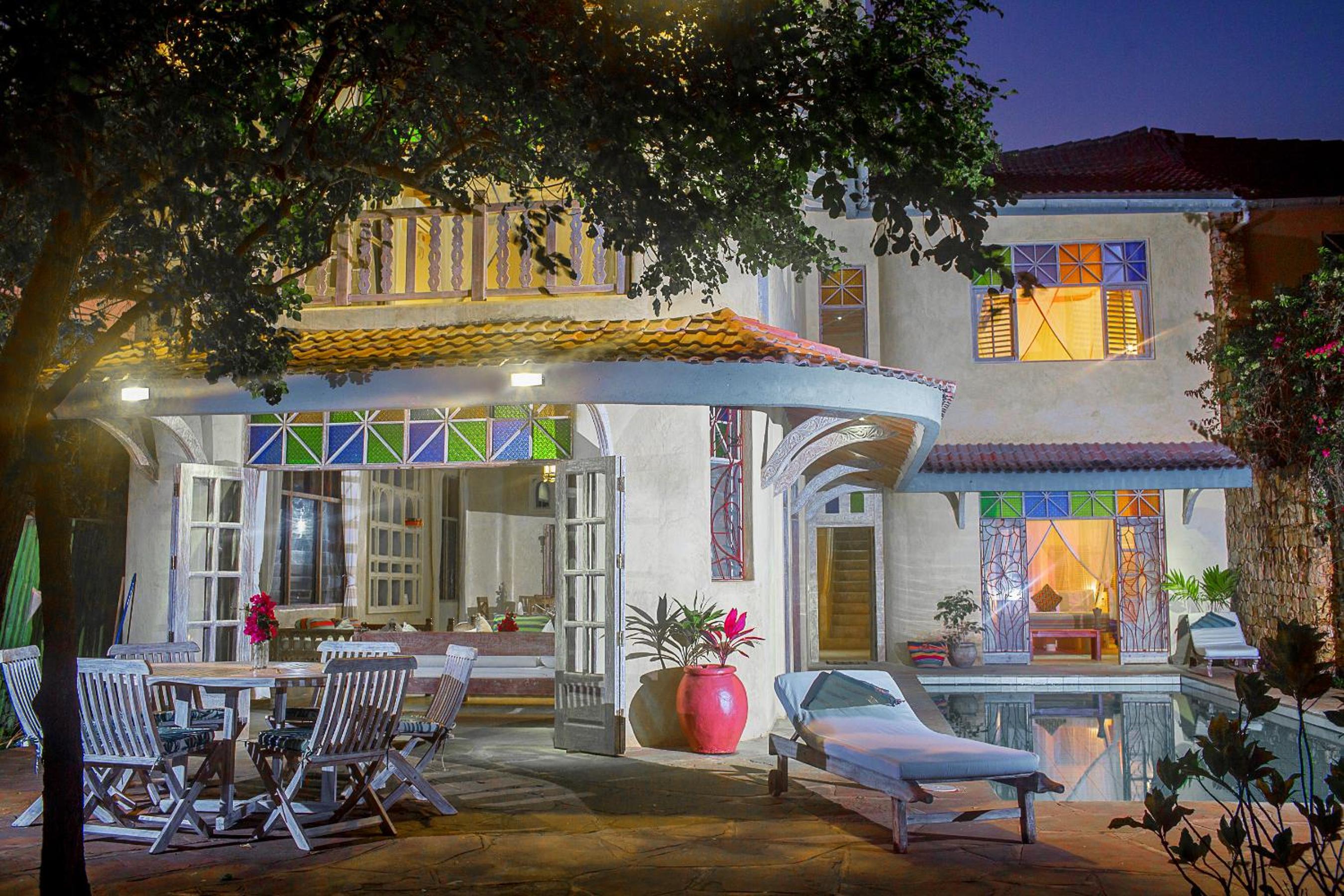 Villa photo 2