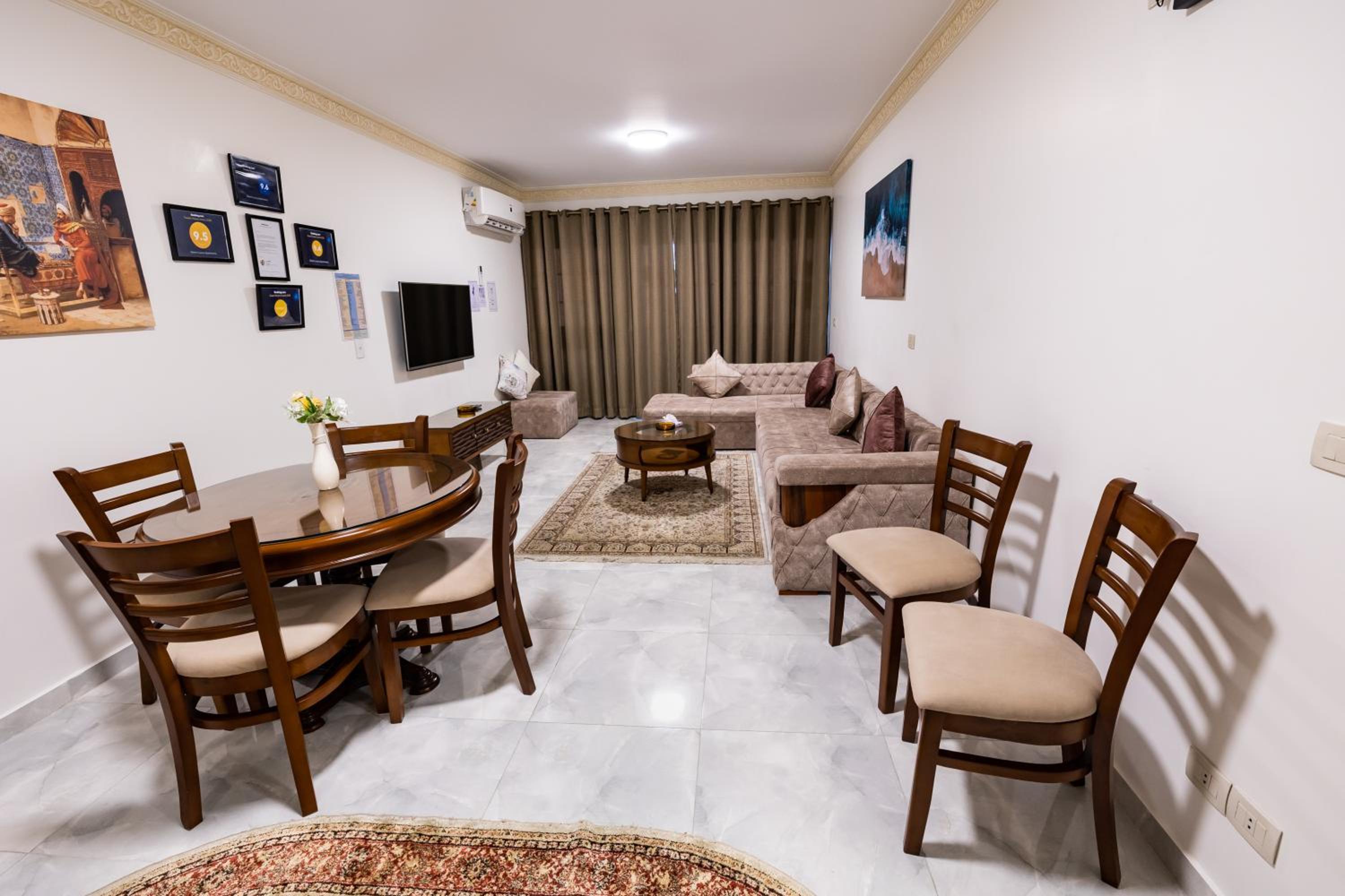 Superior Apartment