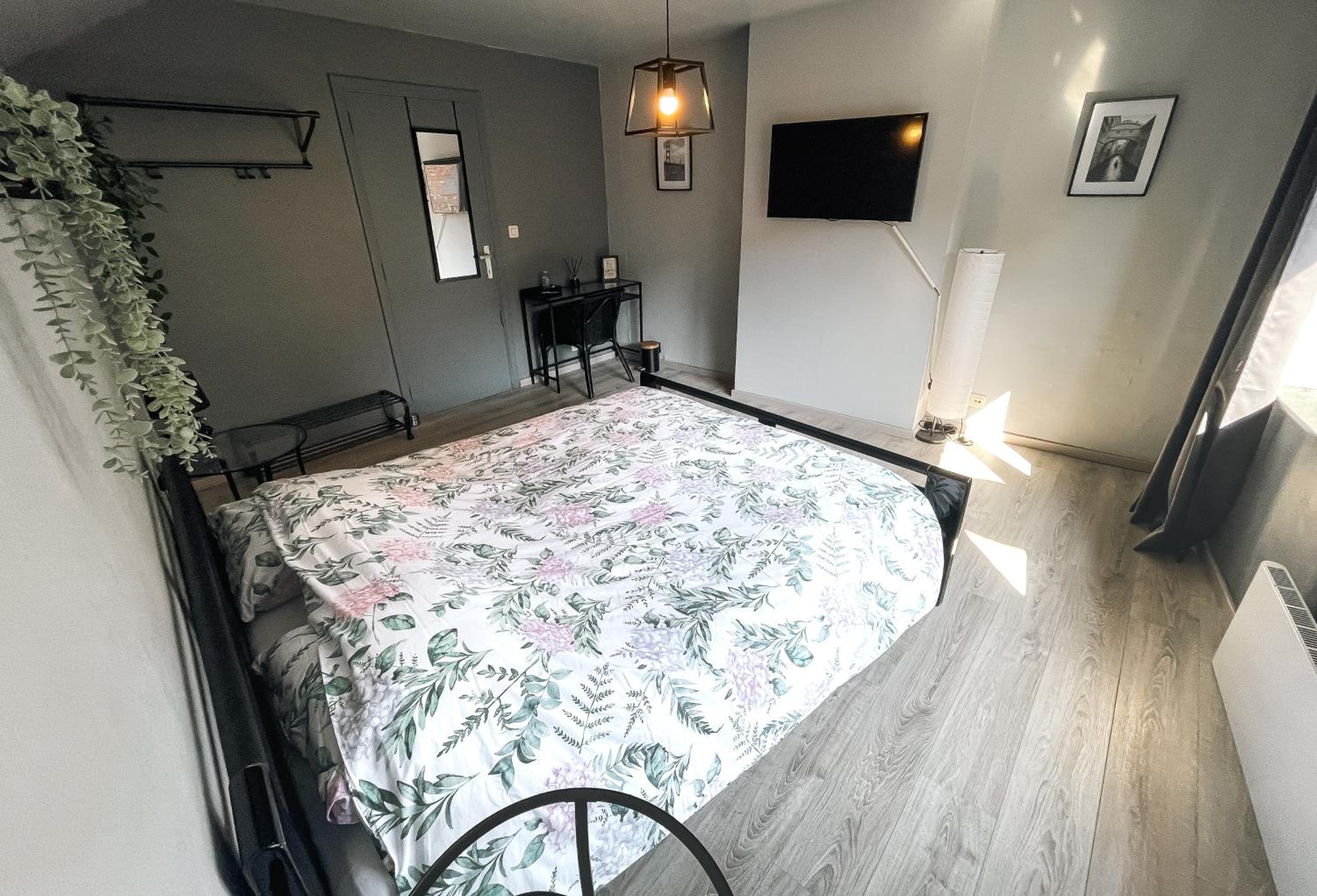 Double Room with Private External Bathroom photo 3