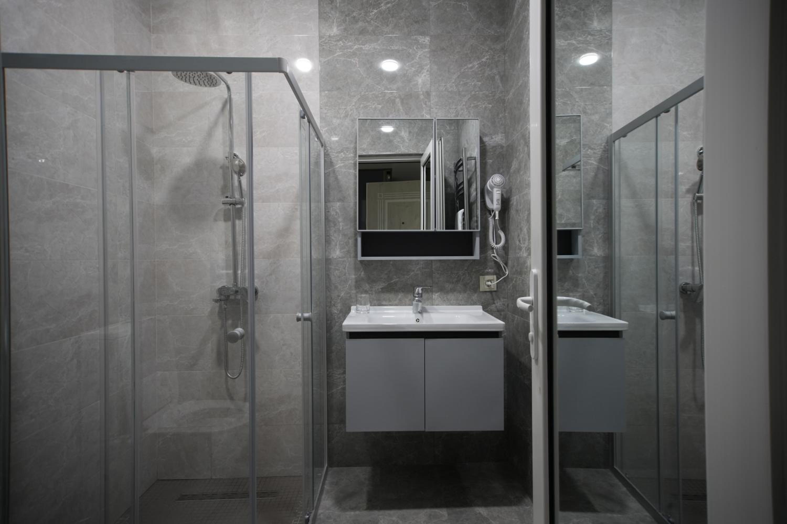 Deluxe Twin Room photo 3