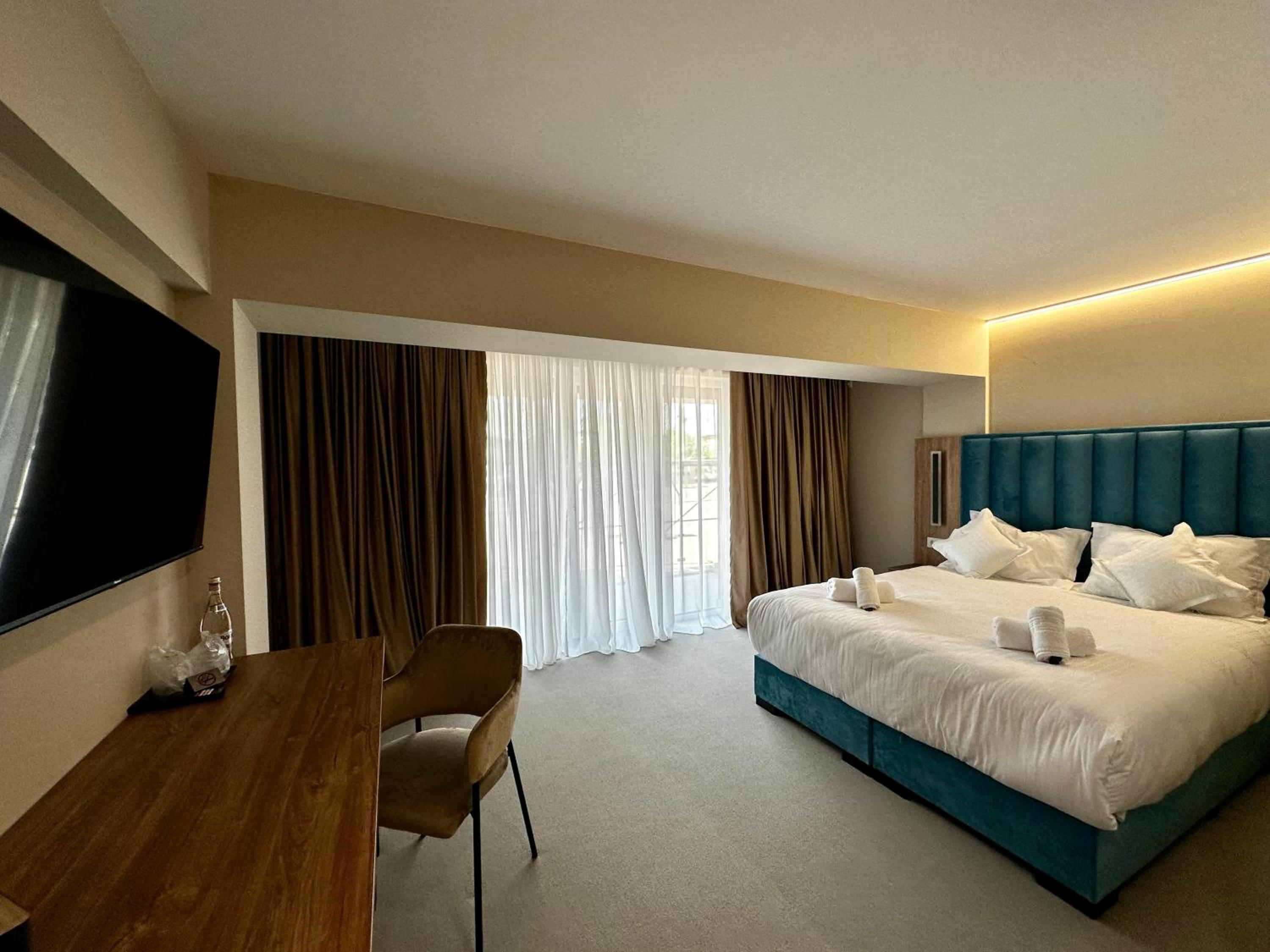 Double Room with Balcony photo 2