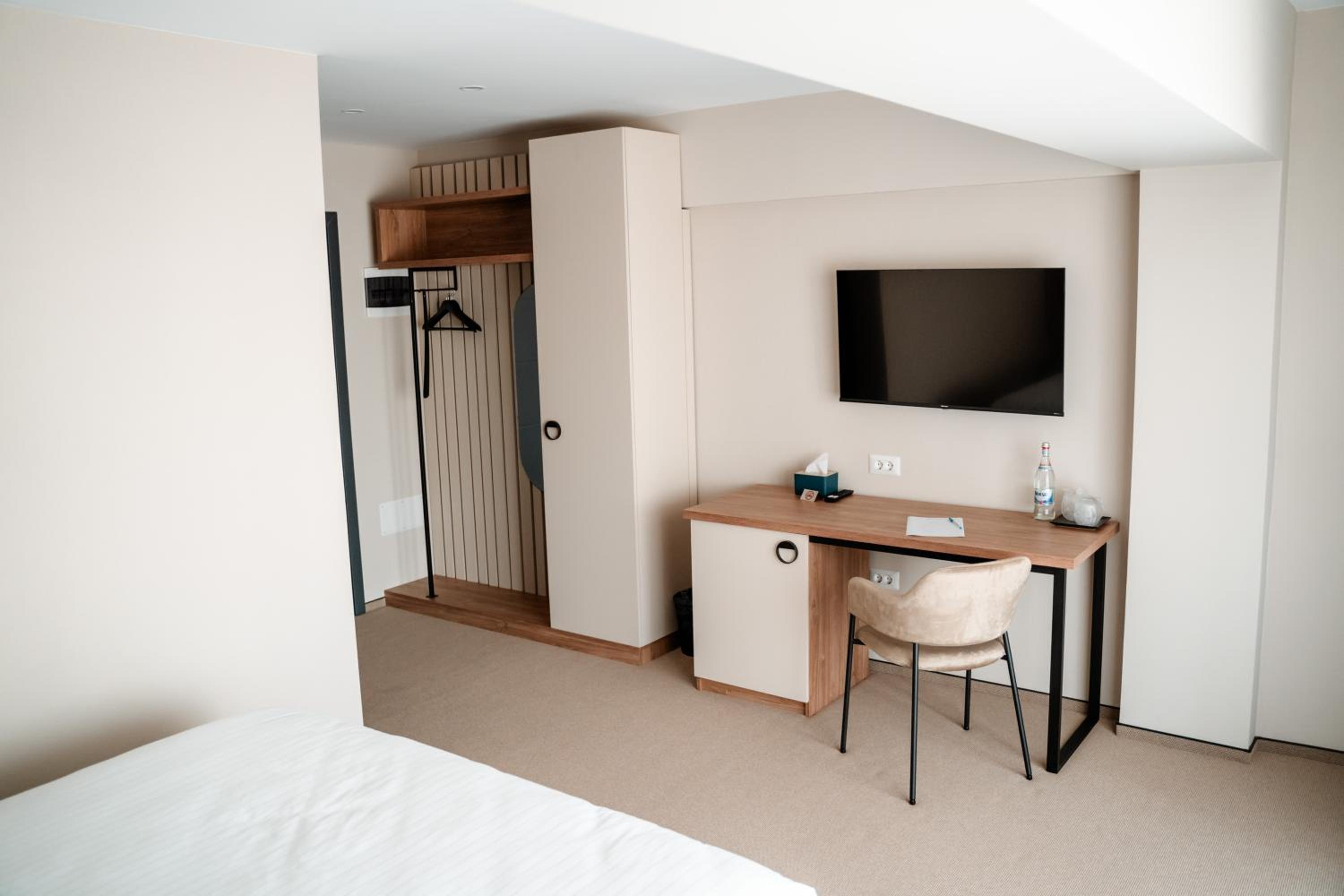 Double Room with Balcony photo 3