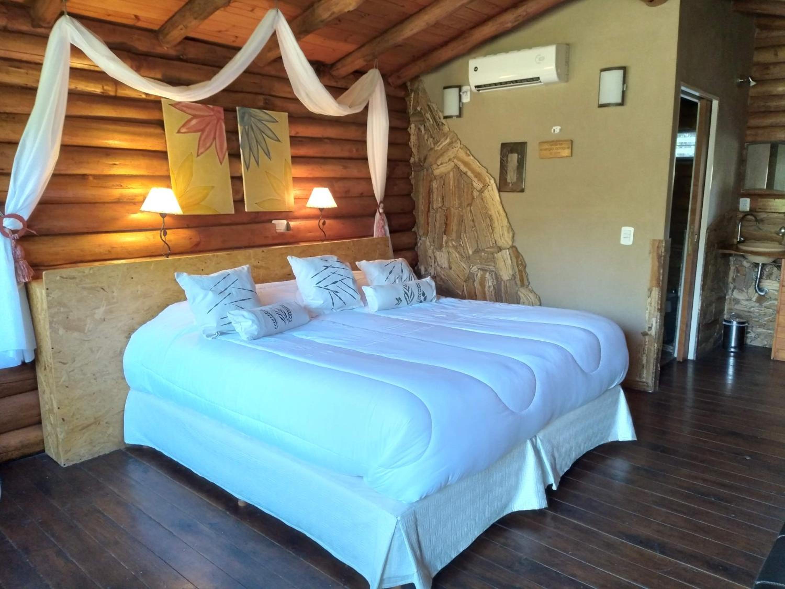 Deluxe Suite photo 1