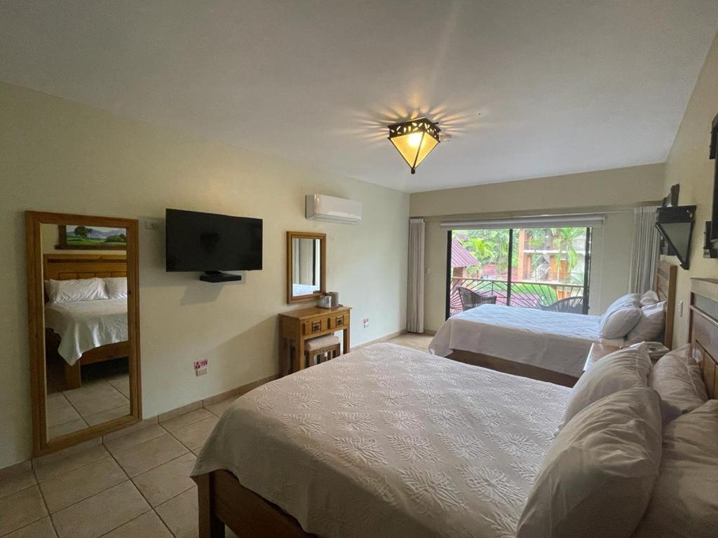 Deluxe Double Room with Balcony - 2 Beds