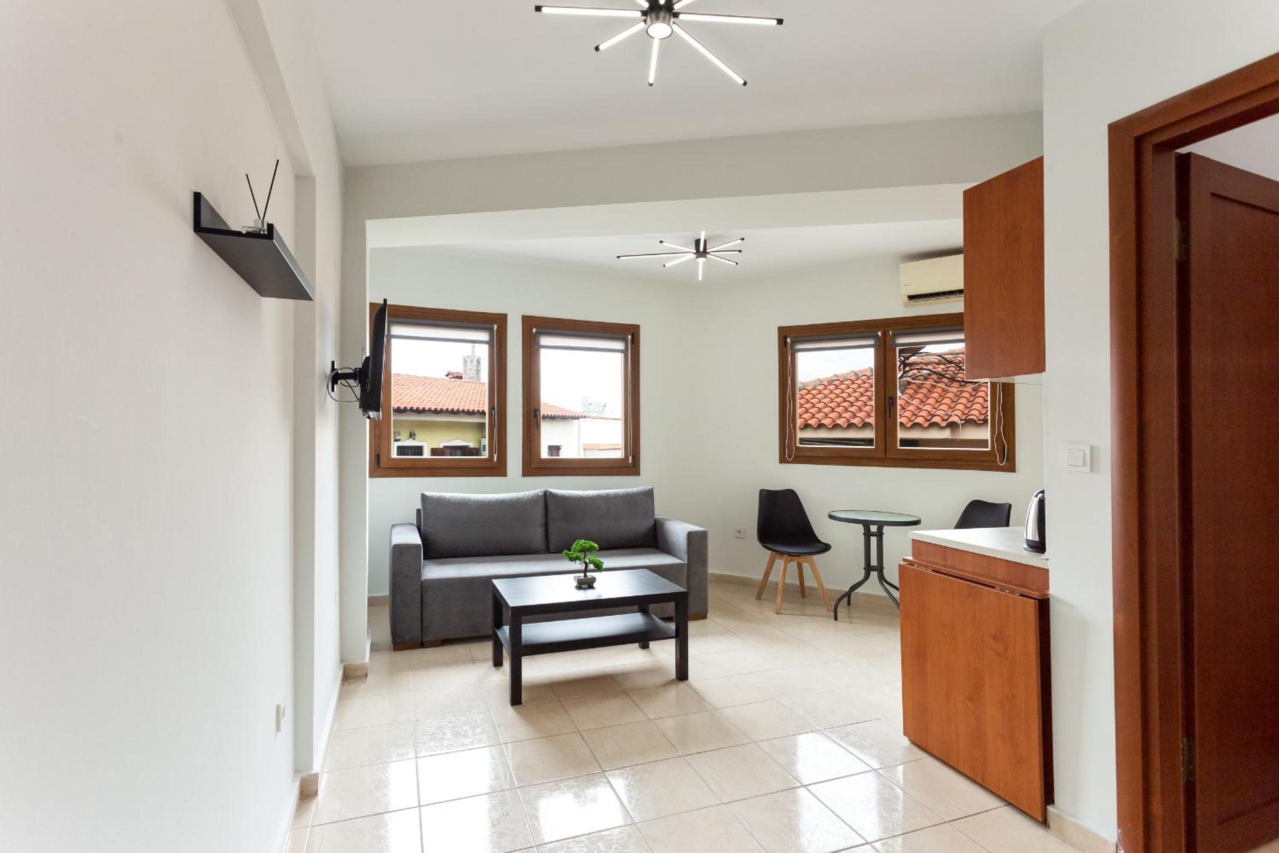 One-Bedroom Apartment