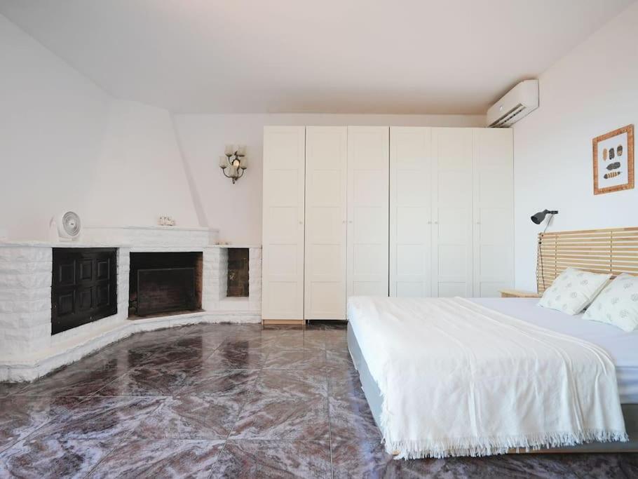 Villa photo 3