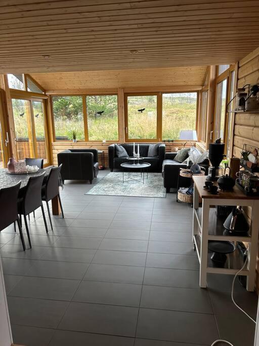 Three-Bedroom Chalet photo 3