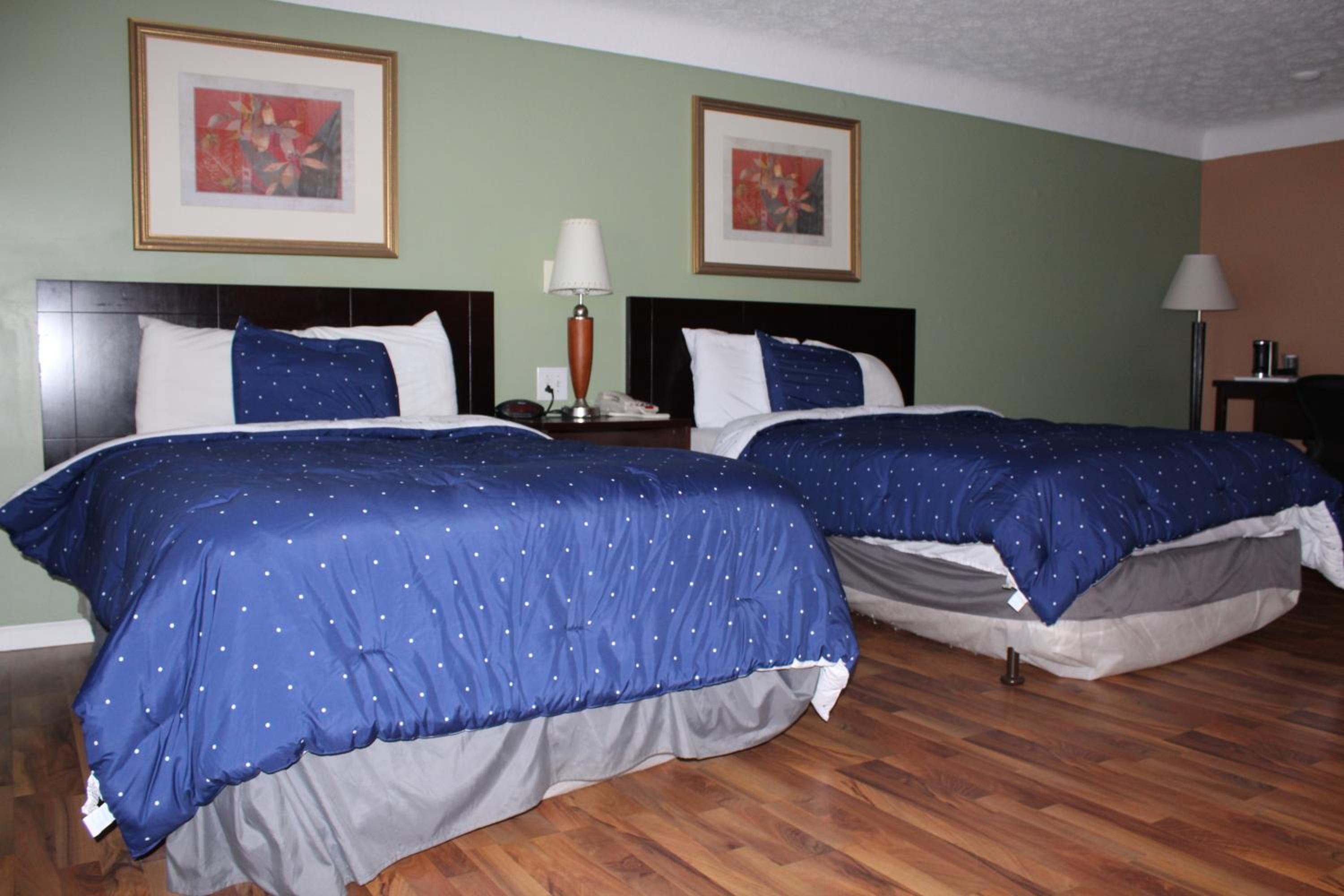 Double Room - Photo 12