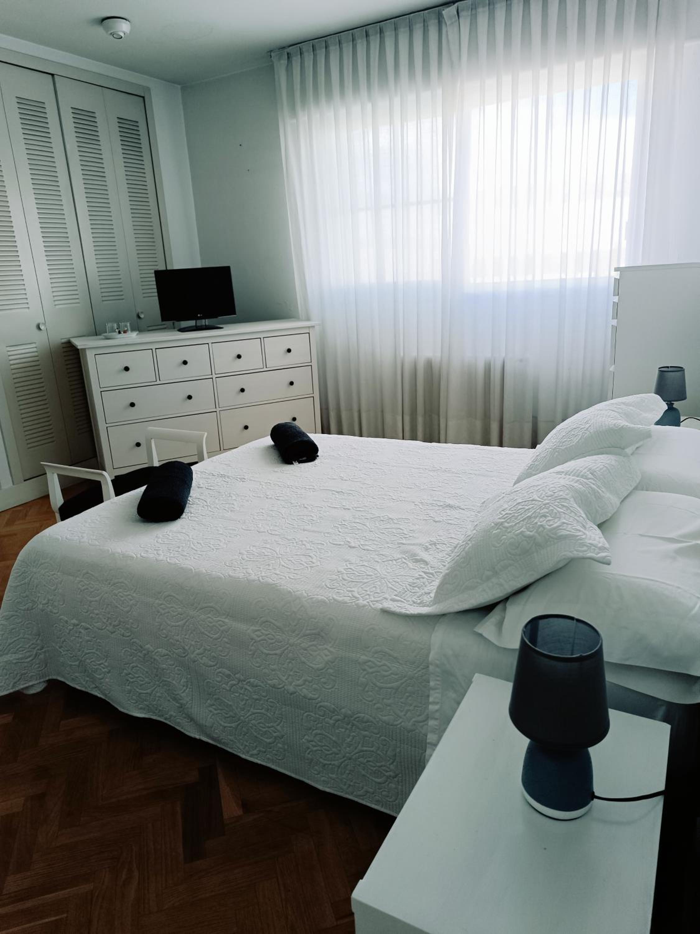 Double or Twin Room photo 3