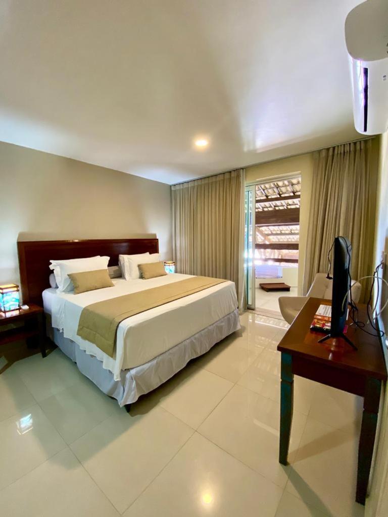 Deluxe Double Room with Sea View - Photo 2