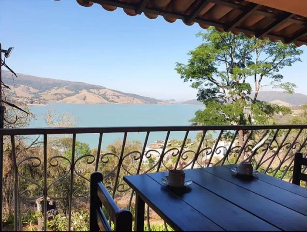 Double Room with Lake View photo 1