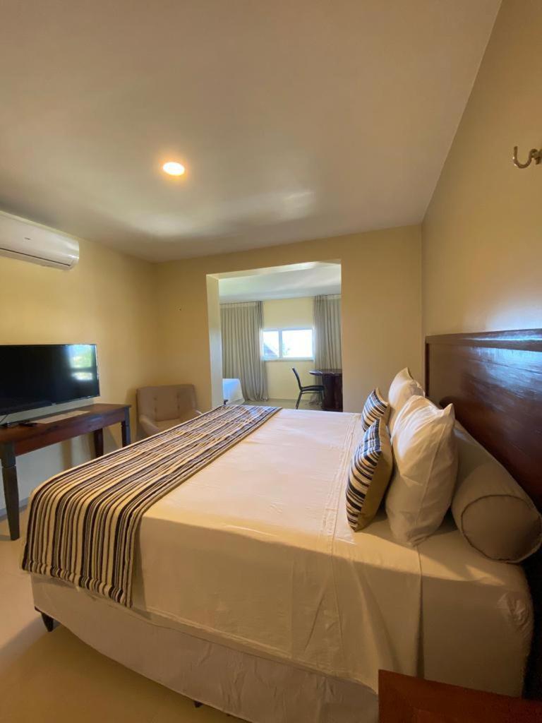 Deluxe Triple Room with Sea View - Photo 1