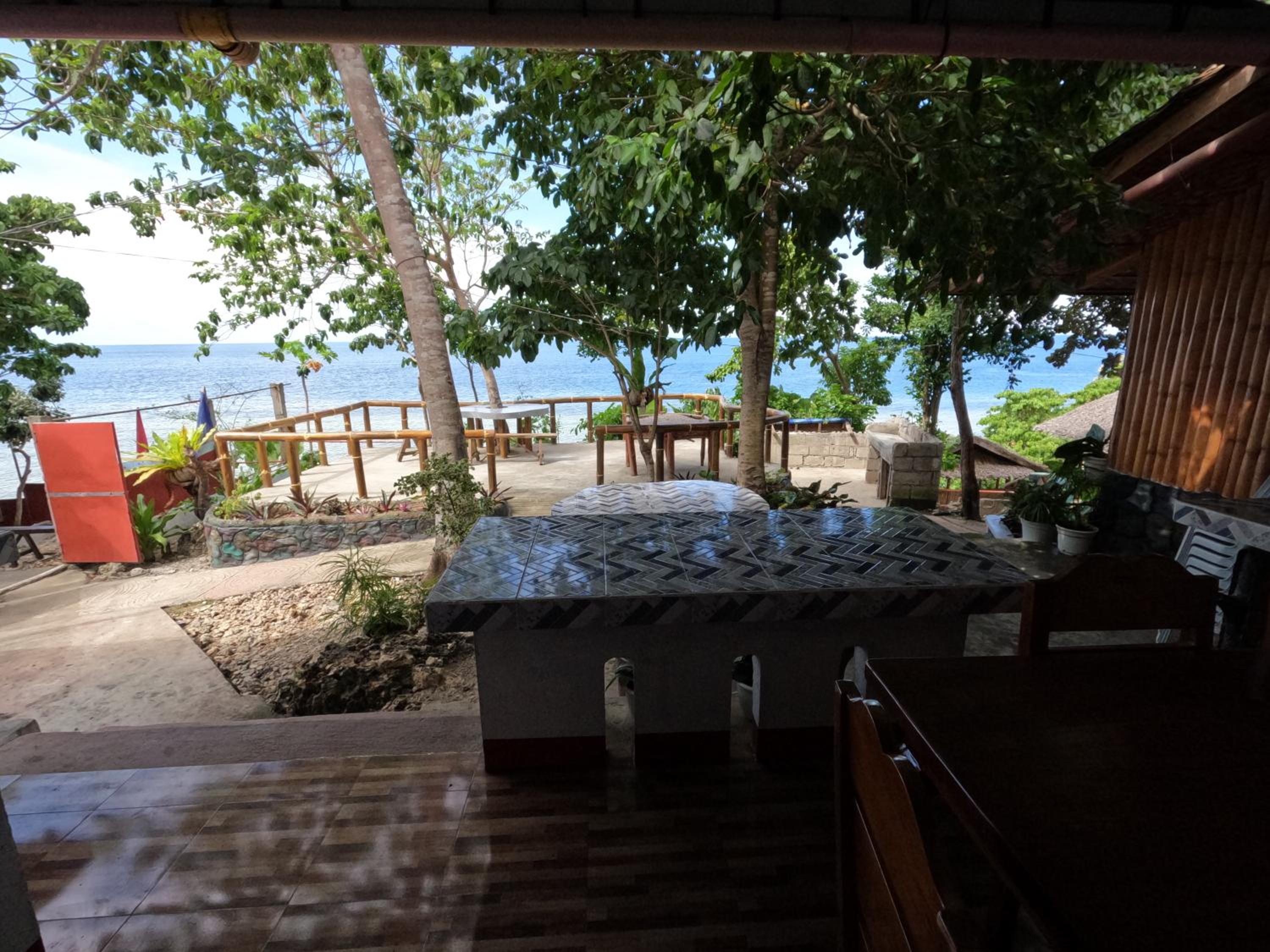 Family Room with Sea View - Photo 6