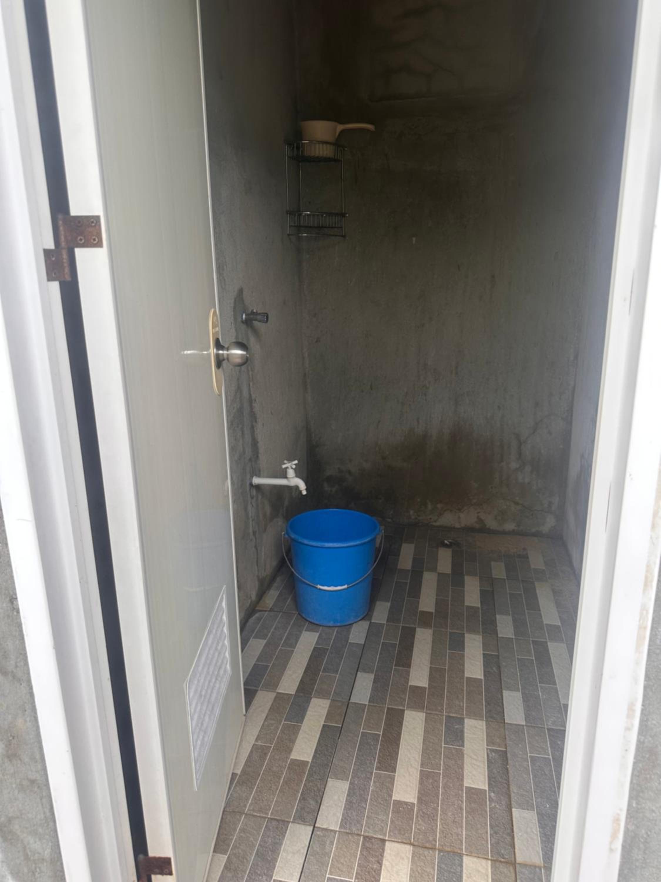 Quadruple Room with Shared Bathroom photo 3